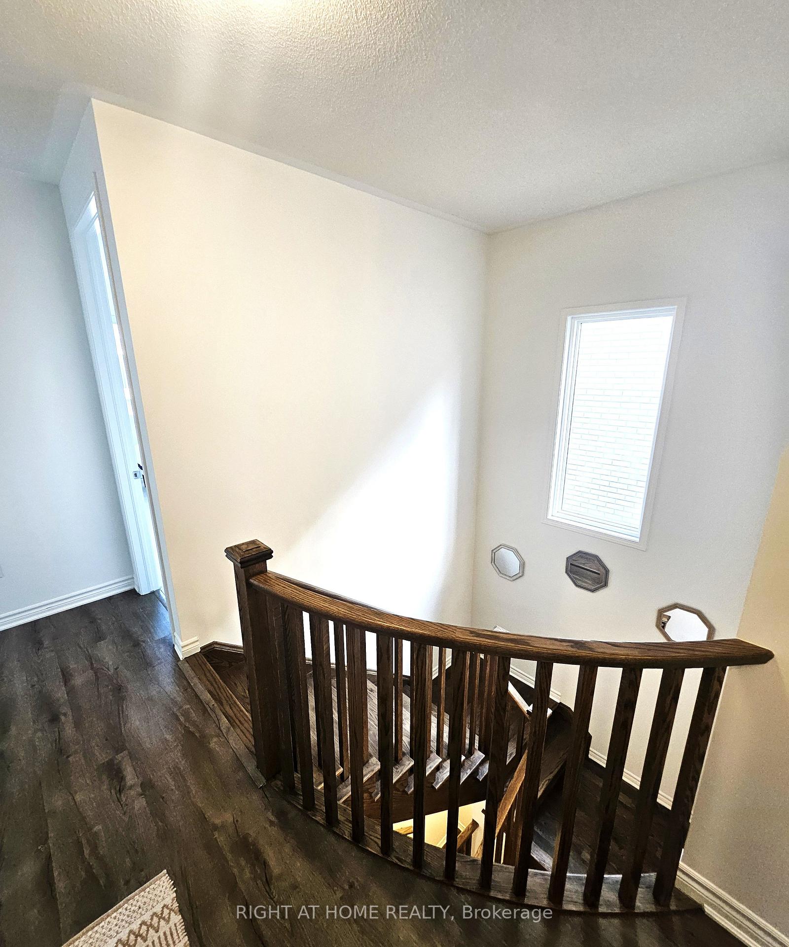 Photo 16 of 297 Starflower Place, Milton, Walker — HOMEH