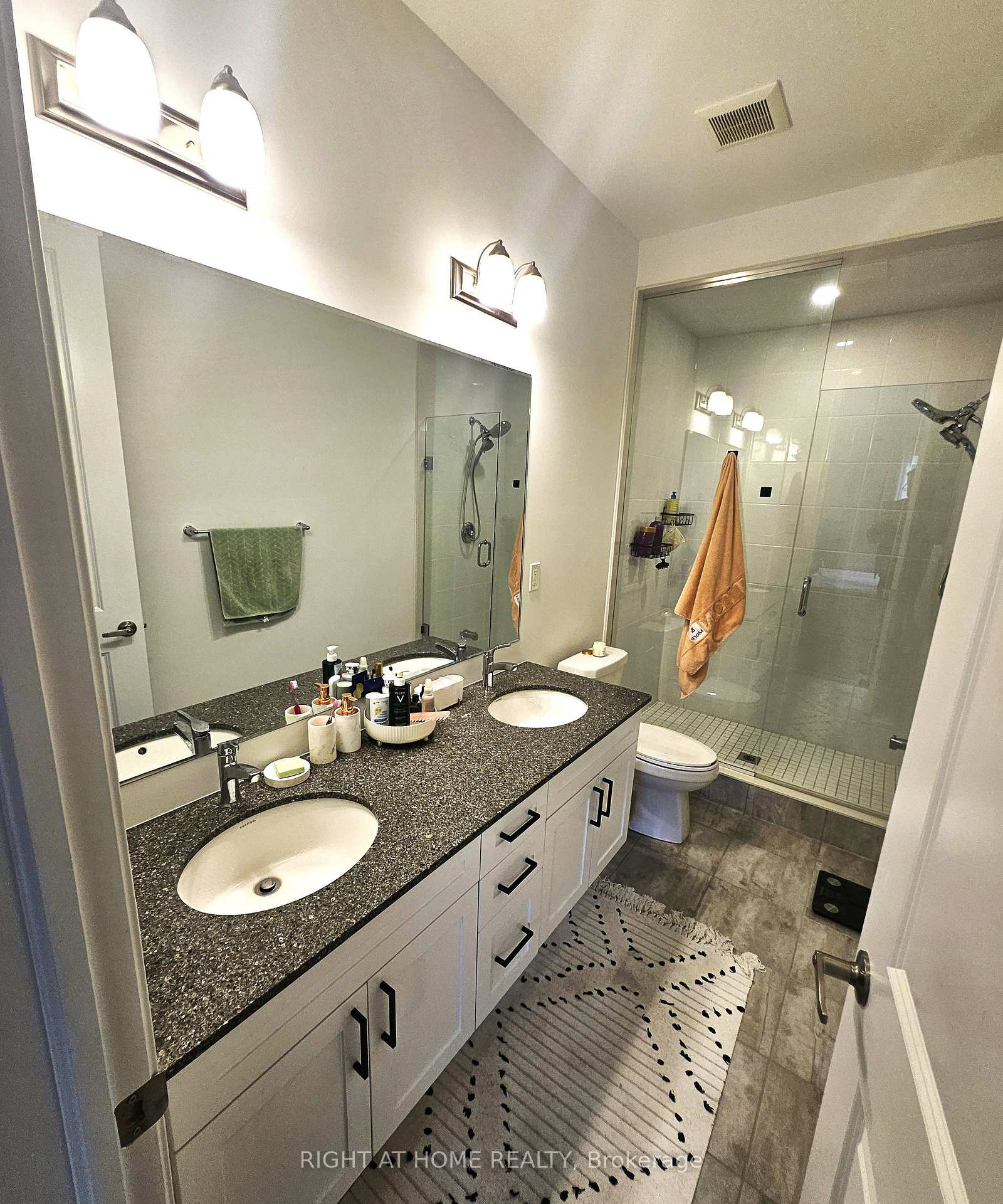 Photo 32 of 297 Starflower Place, Milton, Walker — HOMEH
