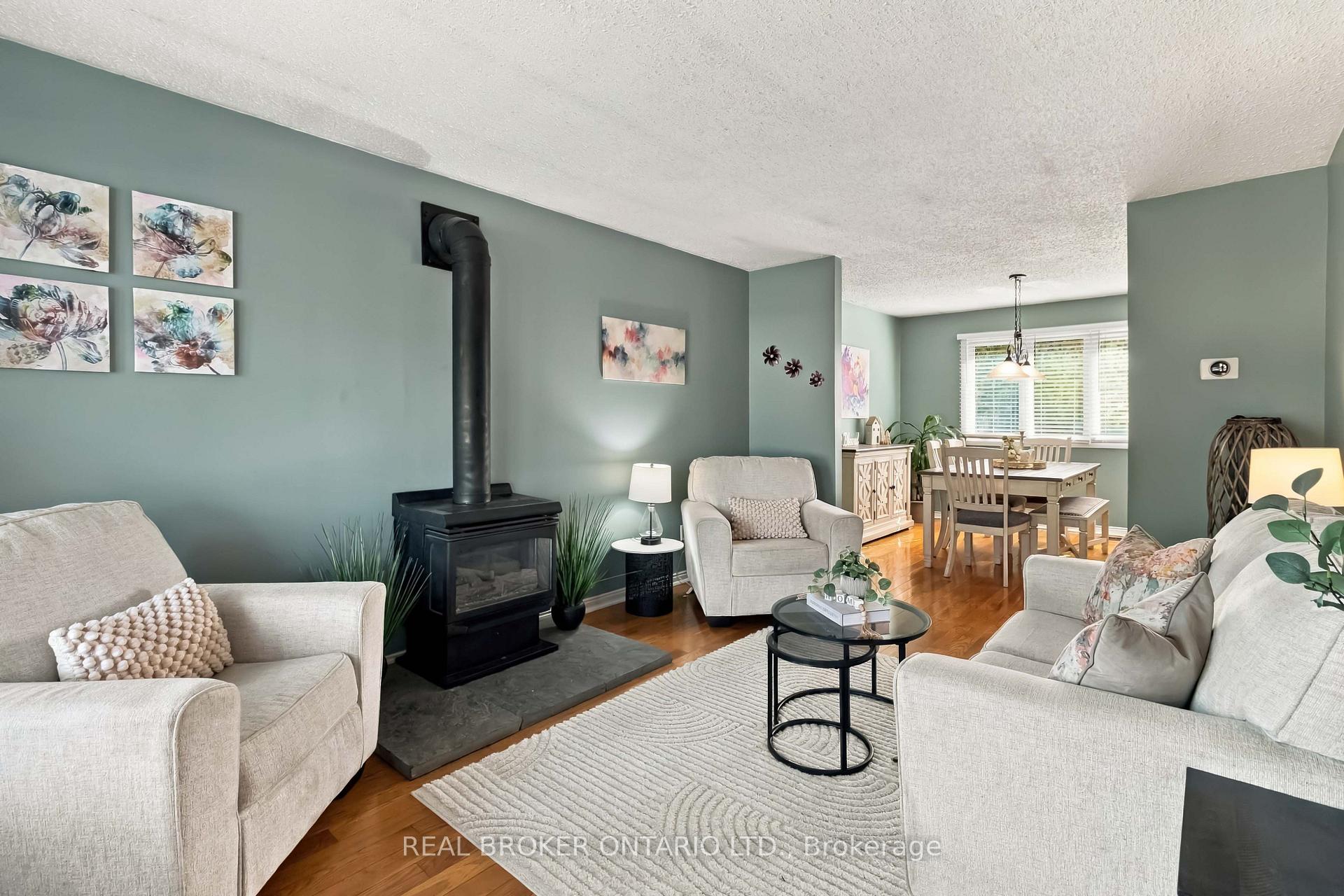 Photo 9 of 608 Woodward Avenue, Milton, Dorset Park — HOMEH