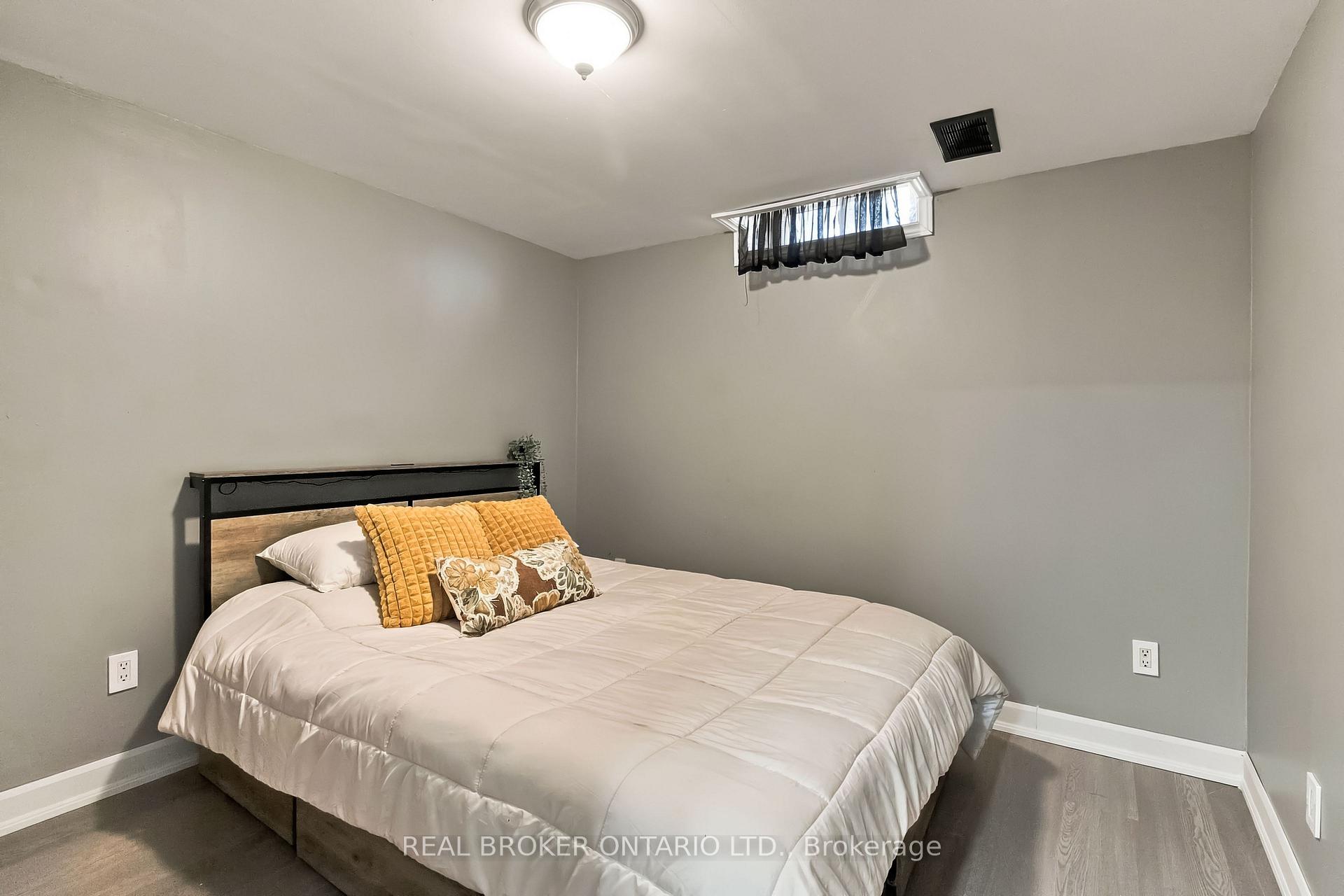 Photo 30 of 608 Woodward Avenue, Milton, Dorset Park — HOMEH