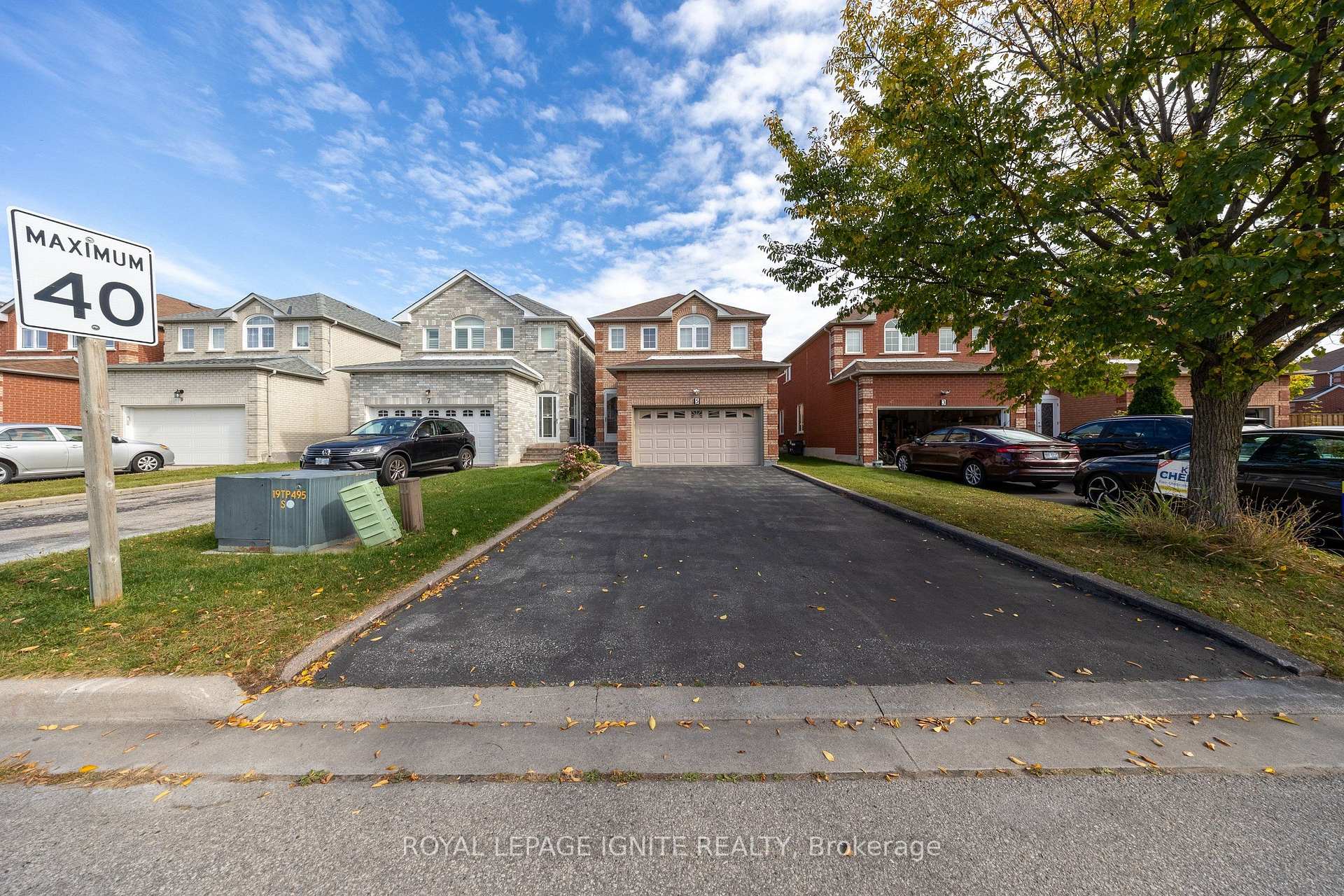 Photo 3 of 5 Kruger Road, Markham, Middlefield — HOMEH