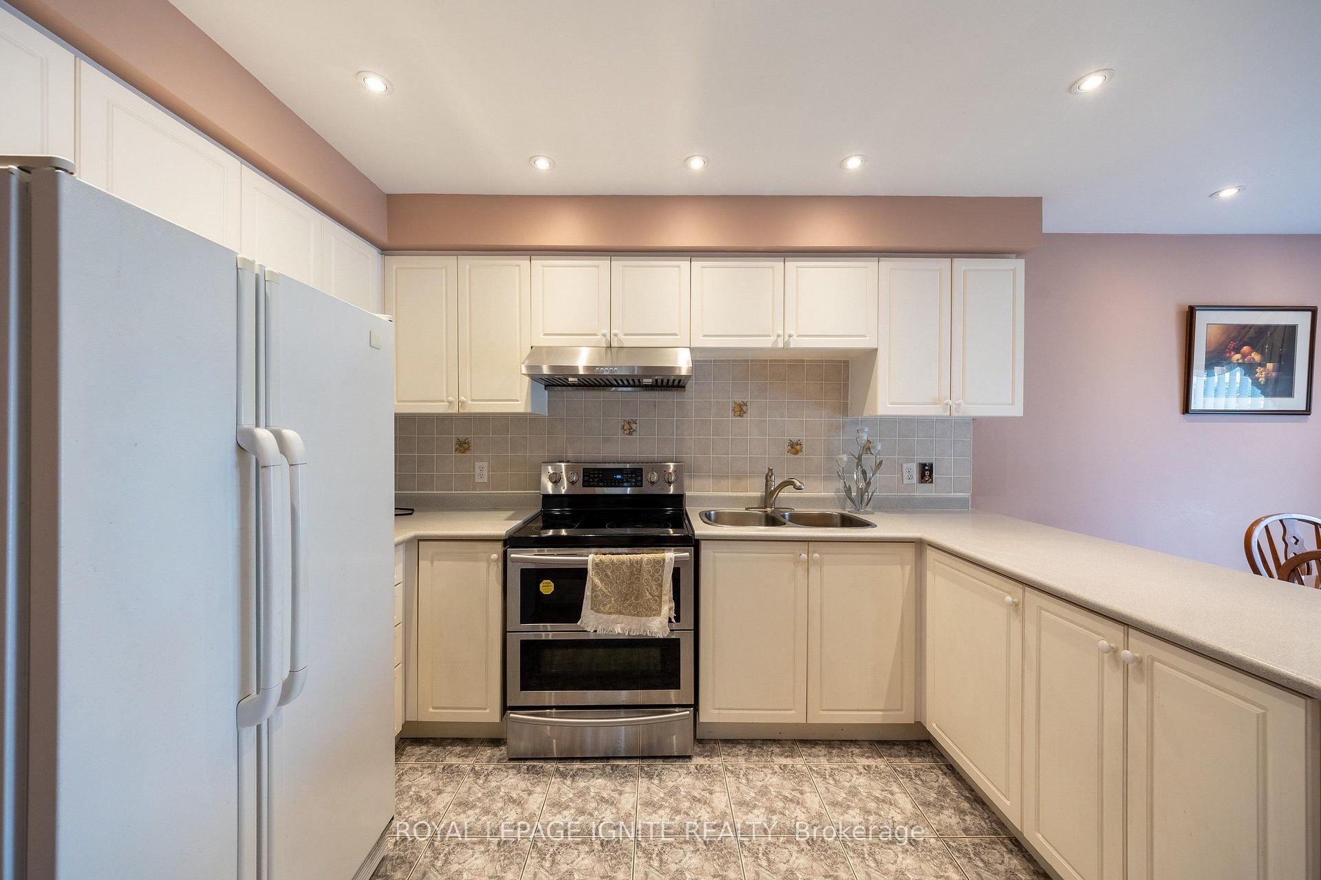Photo 10 of 5 Kruger Road, Markham, Middlefield — HOMEH