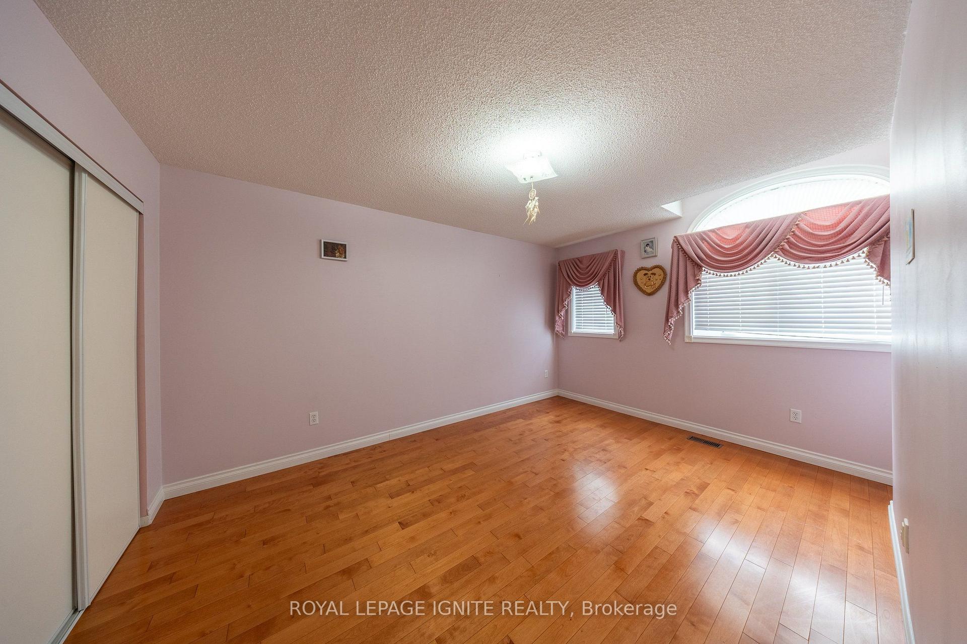 Photo 17 of 5 Kruger Road, Markham, Middlefield — HOMEH