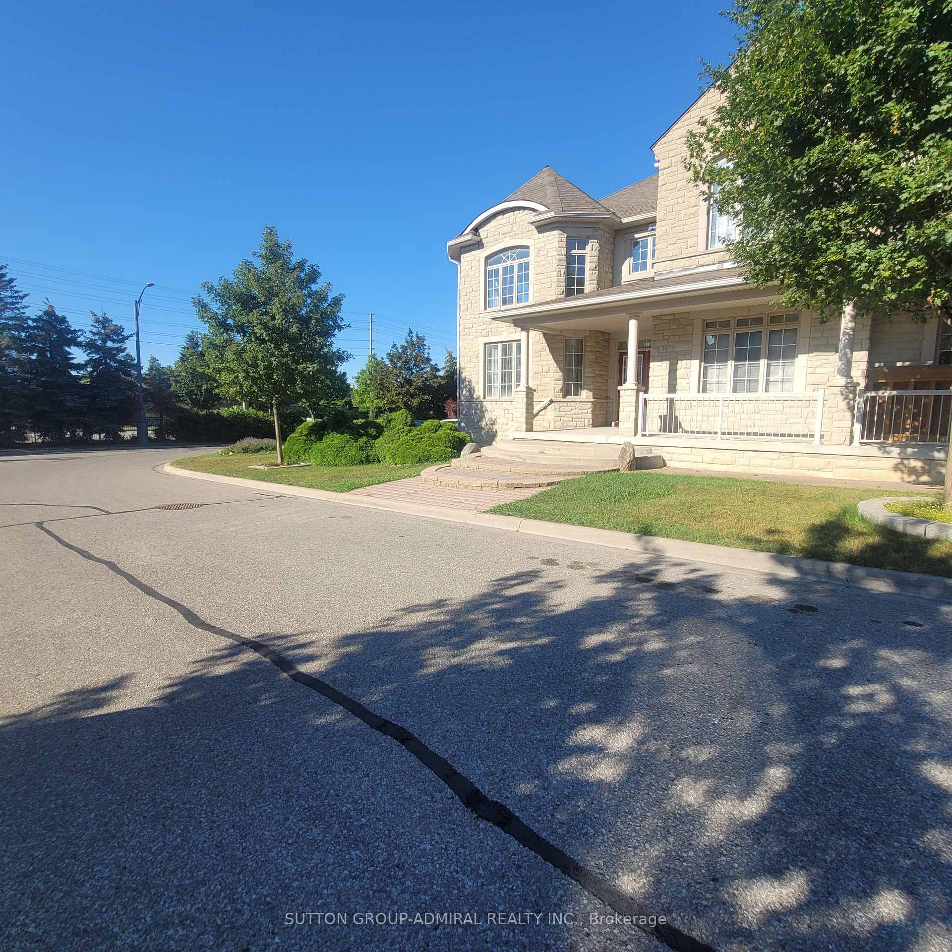 Photo 2 of 78 Pieta Place, Vaughan, Vellore Village — HOMEH