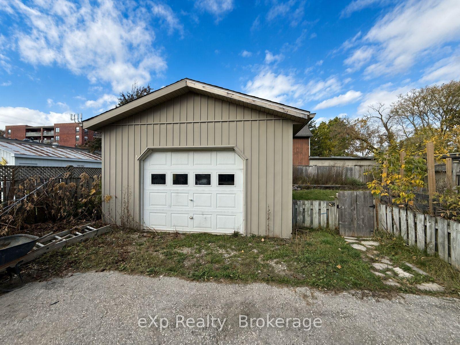 Photo 3 of 388 11TH Street, Hanover — HOMEH