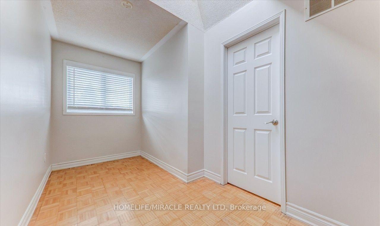 Photo 13 of 78 Castlehill Road, Brampton, Northwood Park — HOMEH