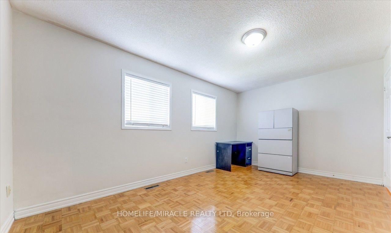 Photo 17 of 78 Castlehill Road, Brampton, Northwood Park — HOMEH