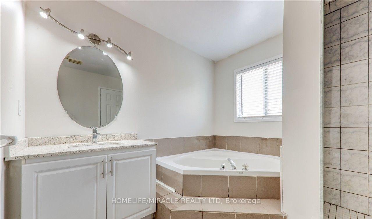 Photo 19 of 78 Castlehill Road, Brampton, Northwood Park — HOMEH
