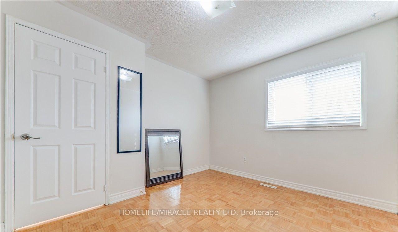 Photo 25 of 78 Castlehill Road, Brampton, Northwood Park — HOMEH