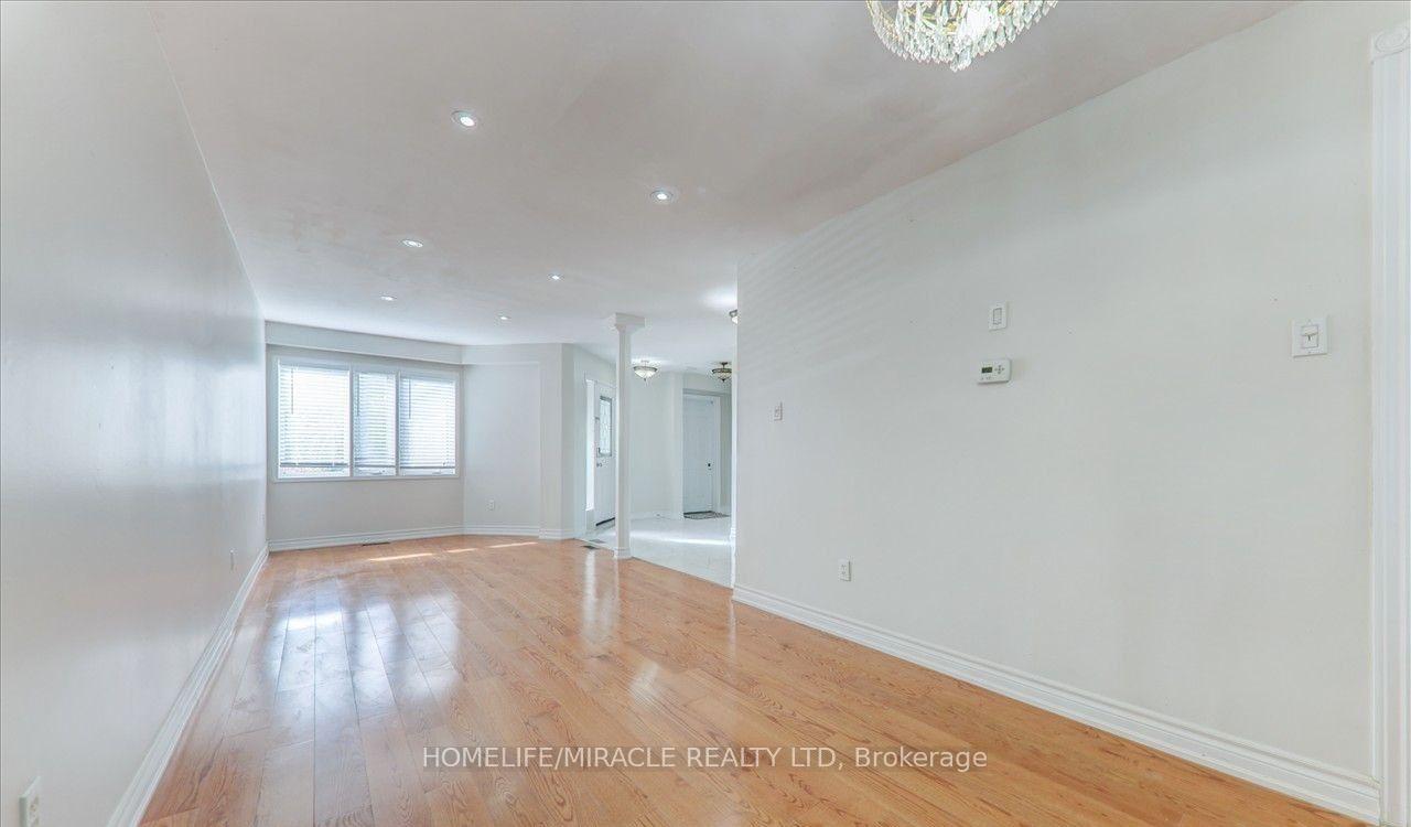 Photo 27 of 78 Castlehill Road, Brampton, Northwood Park — HOMEH
