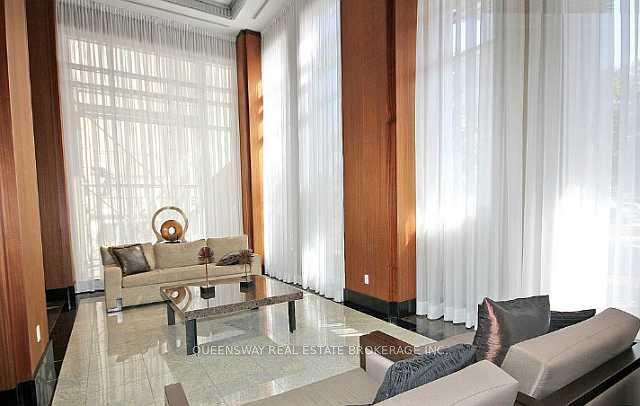 Photo 3 of Unit 401, 628 Fleet Street, Toronto, Niagara — HOMEH