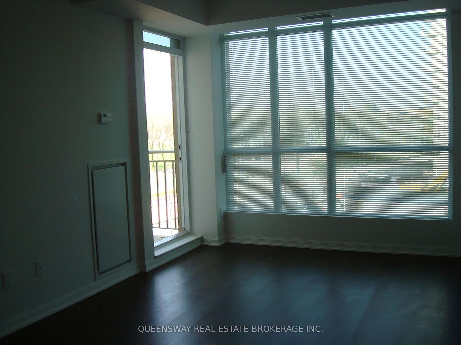 Photo 6 of Unit 401, 628 Fleet Street, Toronto, Niagara — HOMEH