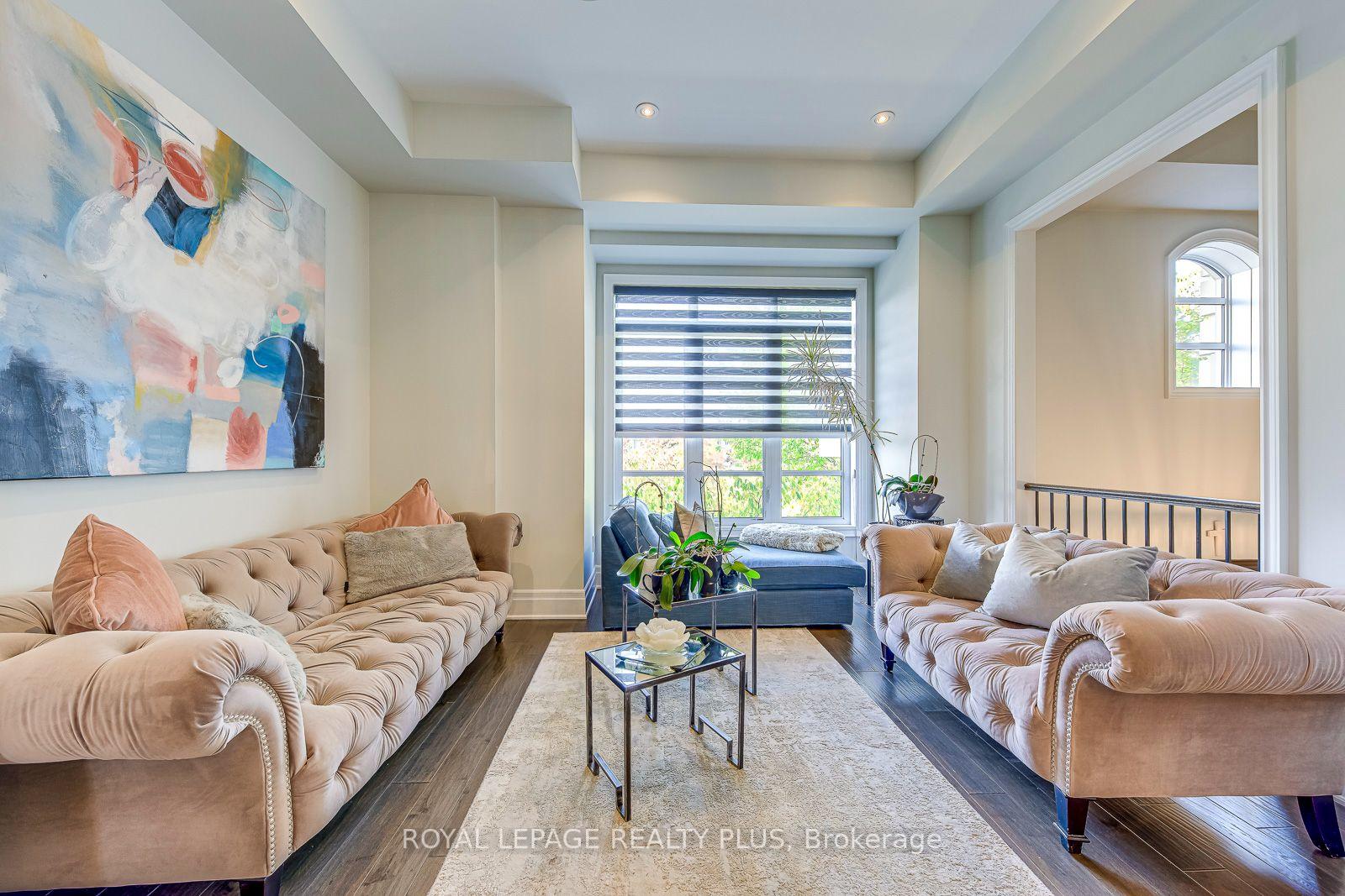 Photo 4 of 221 Hanover Street, Oakville, West — HOMEH