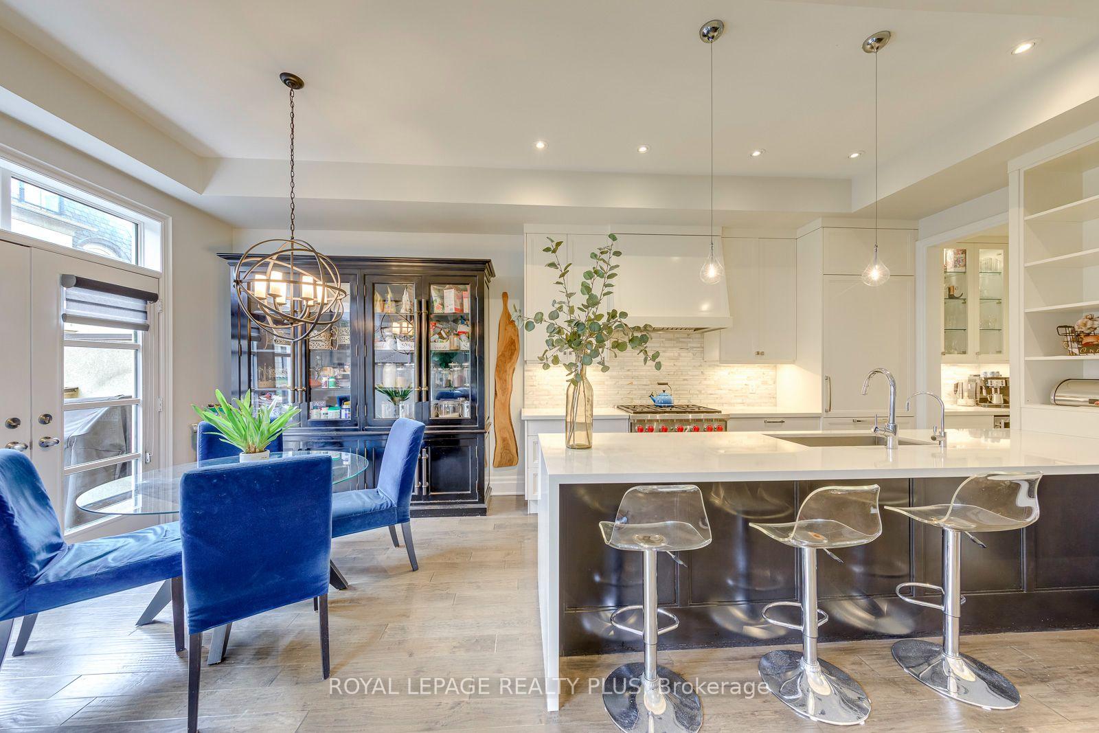 Photo 10 of 221 Hanover Street, Oakville, West — HOMEH