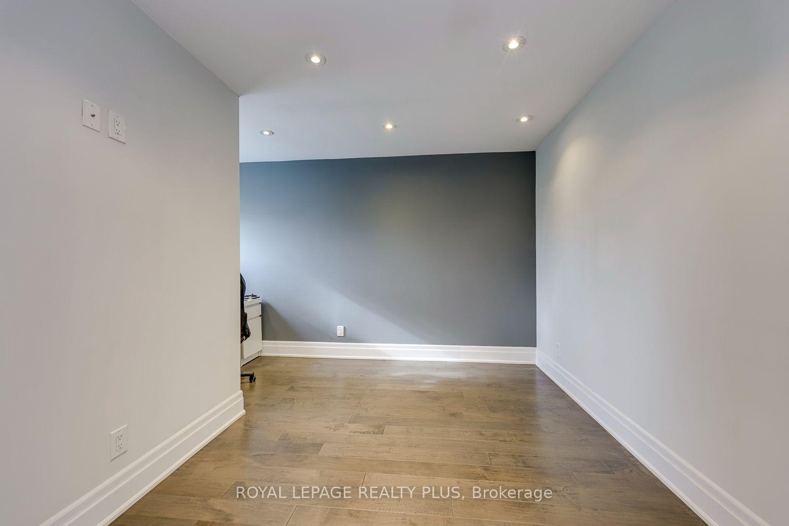 Photo 36 of 221 Hanover Street, Oakville, West — HOMEH