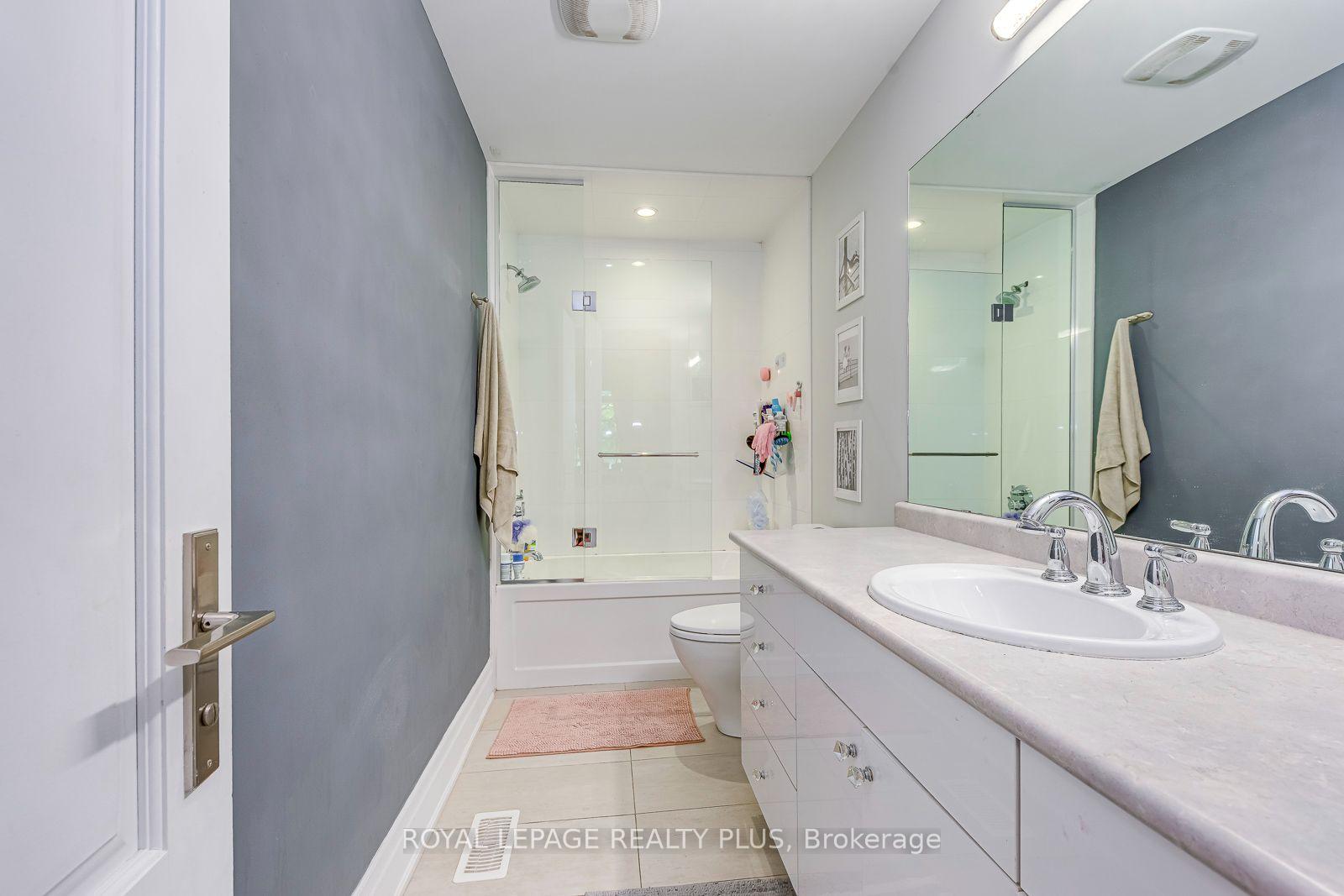 Photo 44 of 221 Hanover Street, Oakville, West — HOMEH