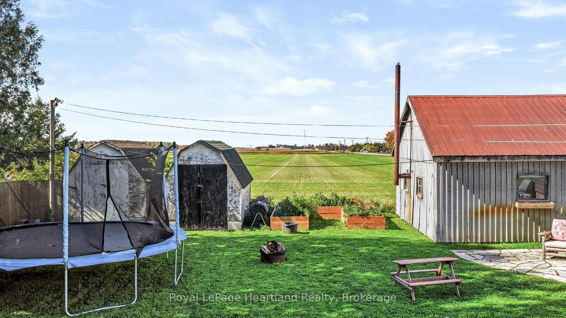 Photo 36 of 33 Mill Road, Bluewater, Stanley — HOMEH