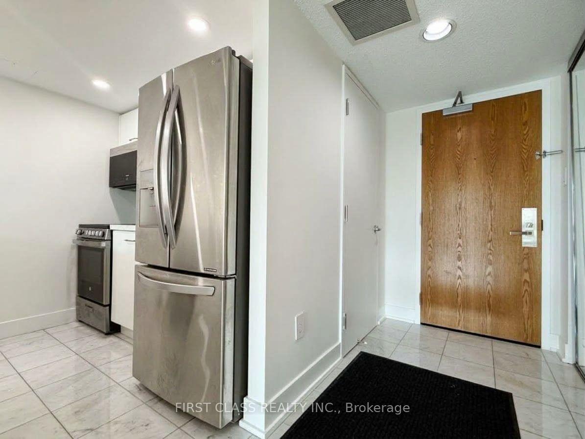 Photo 2 of Unit 611, 38 Elm Street, Toronto, Bay Street Corridor — HOMEH