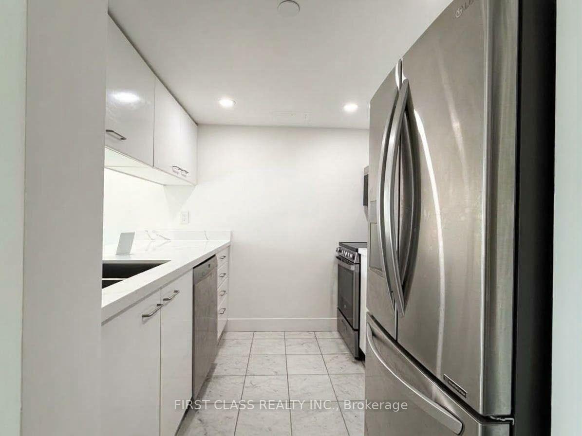 Photo 4 of Unit 611, 38 Elm Street, Toronto, Bay Street Corridor — HOMEH