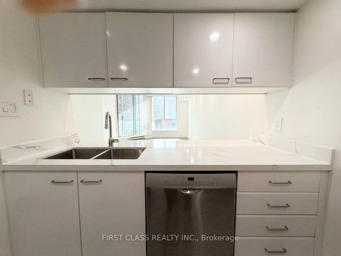 Photo 7 of Unit 611, 38 Elm Street, Toronto, Bay Street Corridor — HOMEH