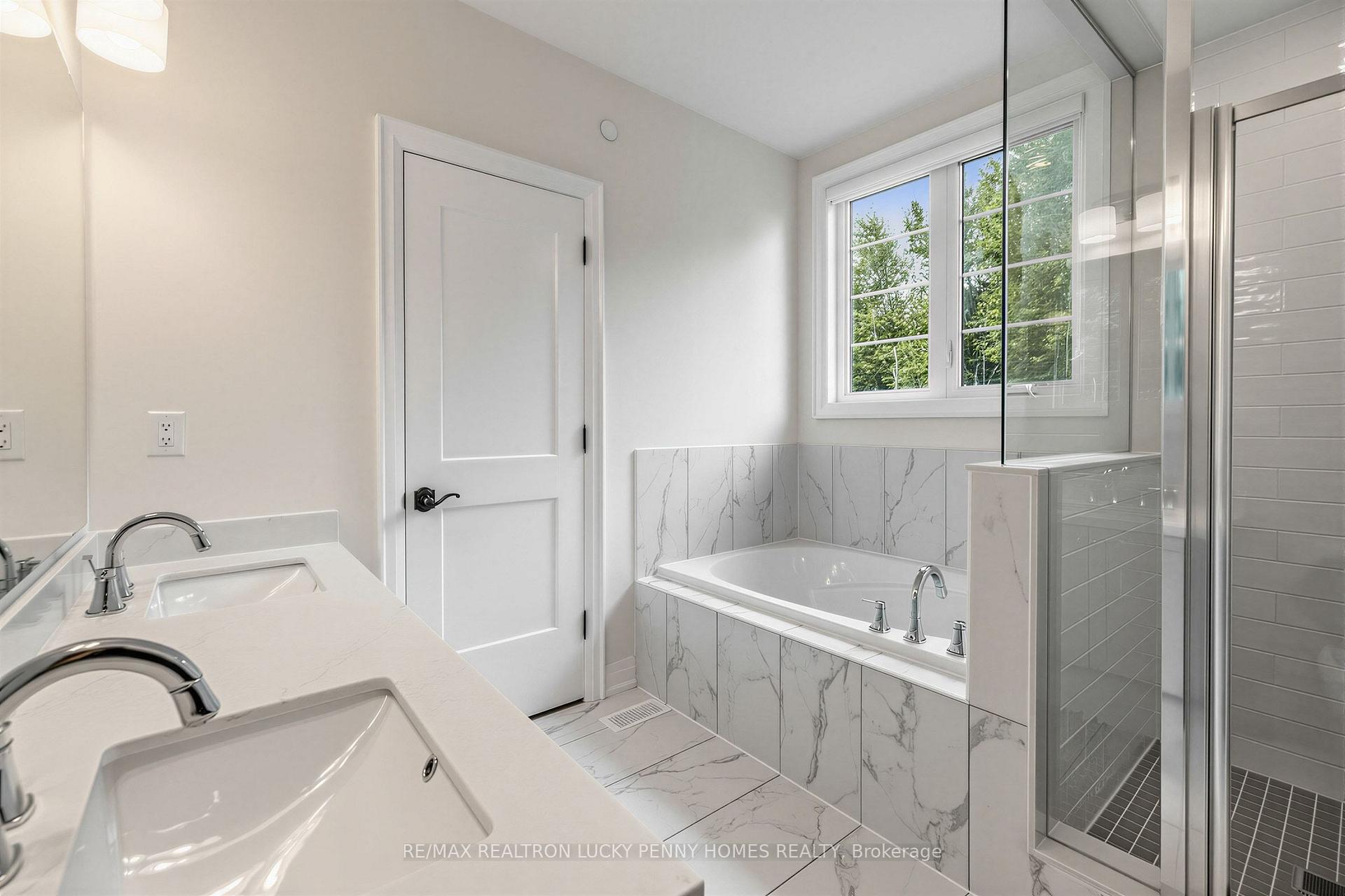 Photo 22 of 82 West Village Lane, Markham, Angus Glen — HOMEH