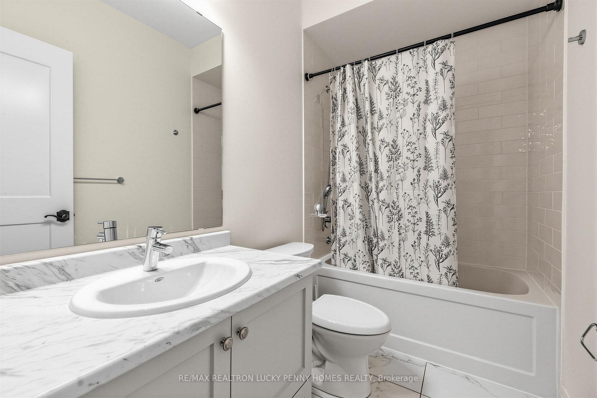 Photo 25 of 82 West Village Lane, Markham, Angus Glen — HOMEH