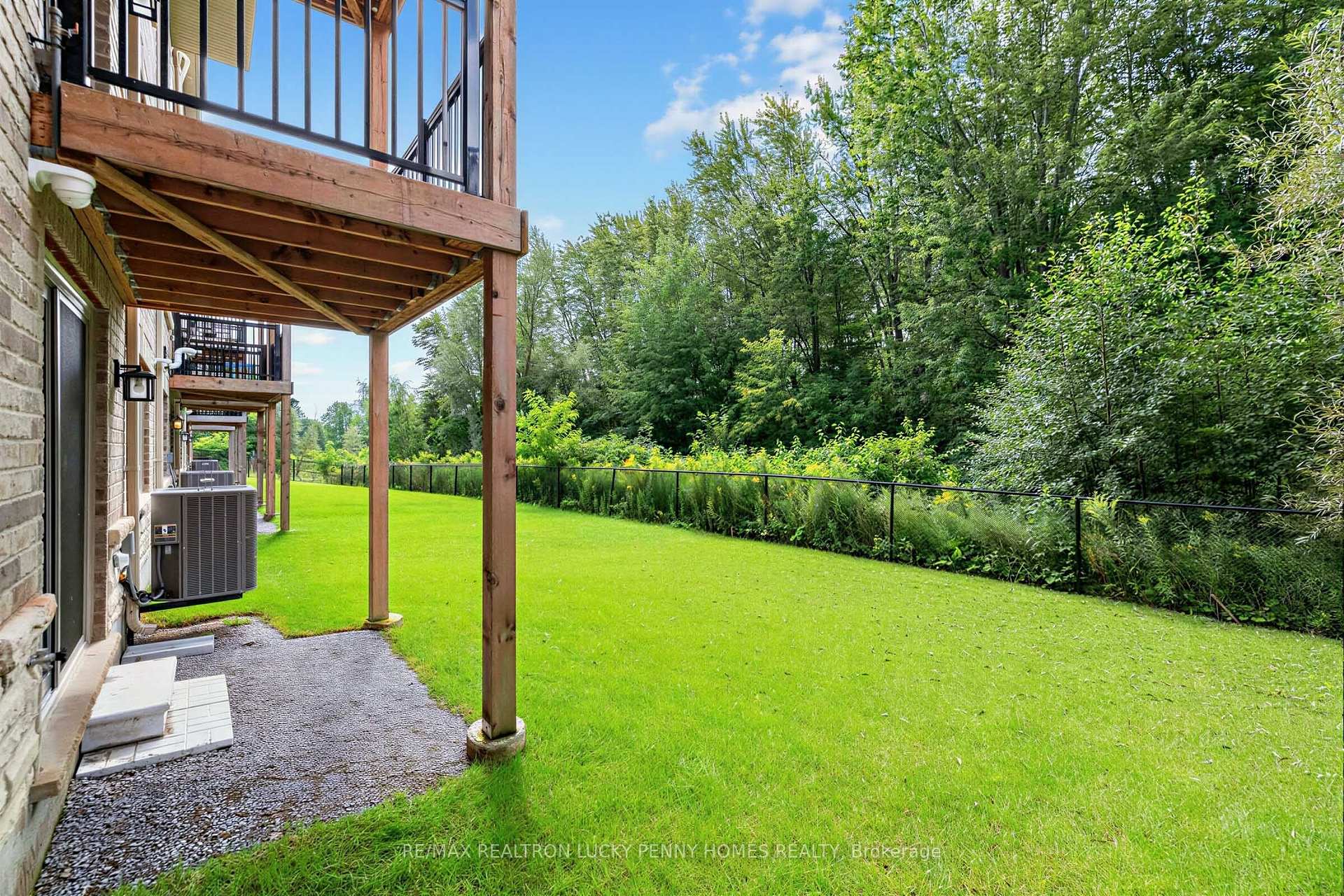 Photo 30 of 82 West Village Lane, Markham, Angus Glen — HOMEH