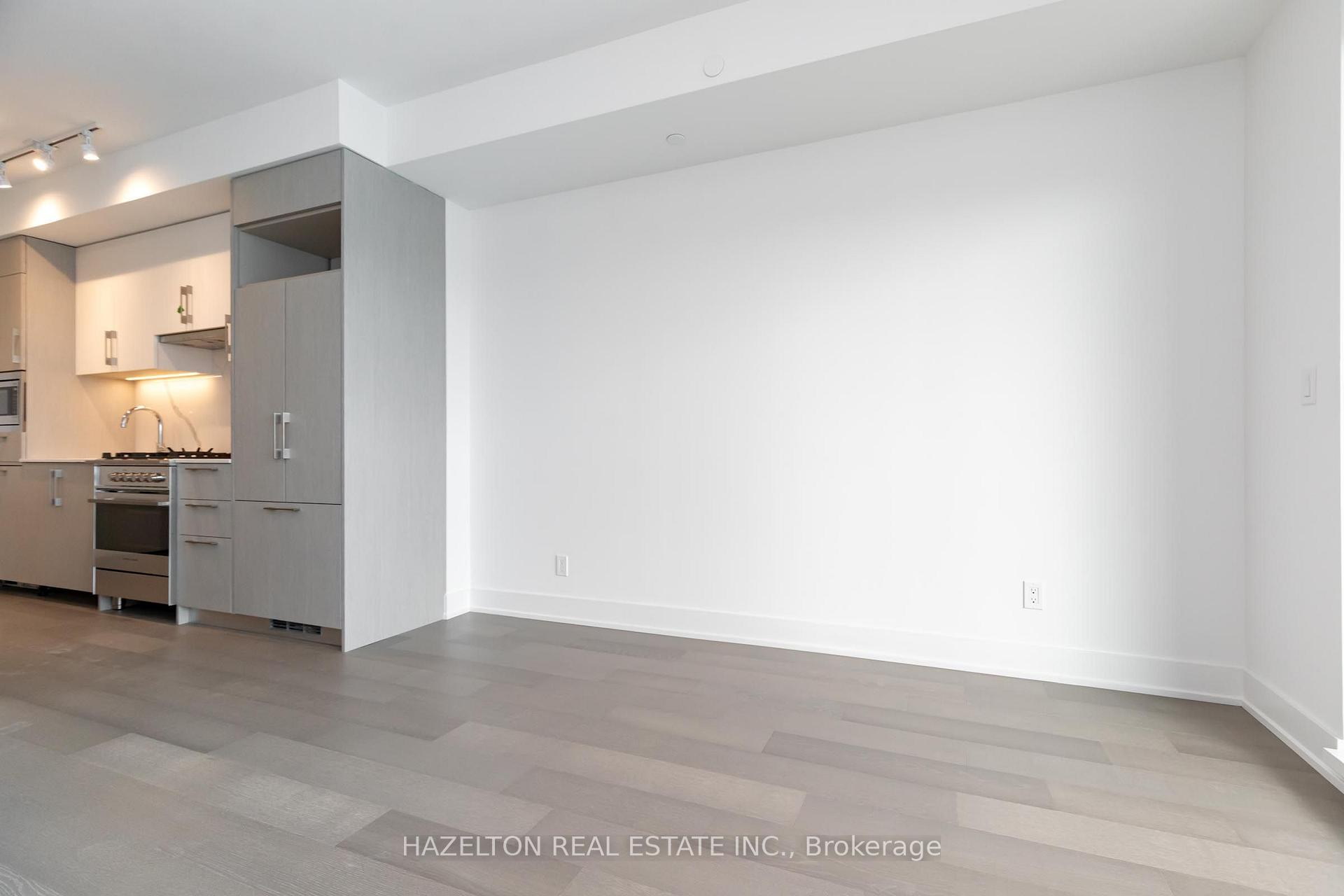 Photo 7 of Unit 603, 8 Manor Road W, Toronto, Yonge-Eglinton — HOMEH