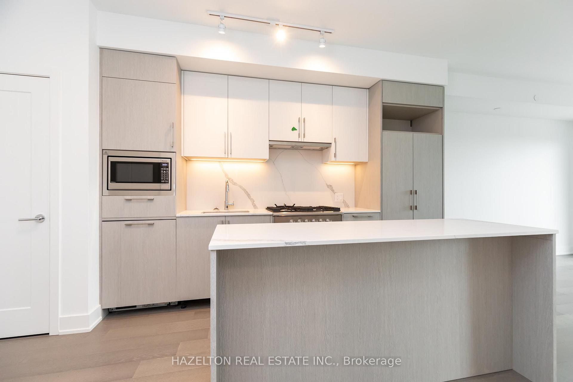 Photo 10 of Unit 603, 8 Manor Road W, Toronto, Yonge-Eglinton — HOMEH