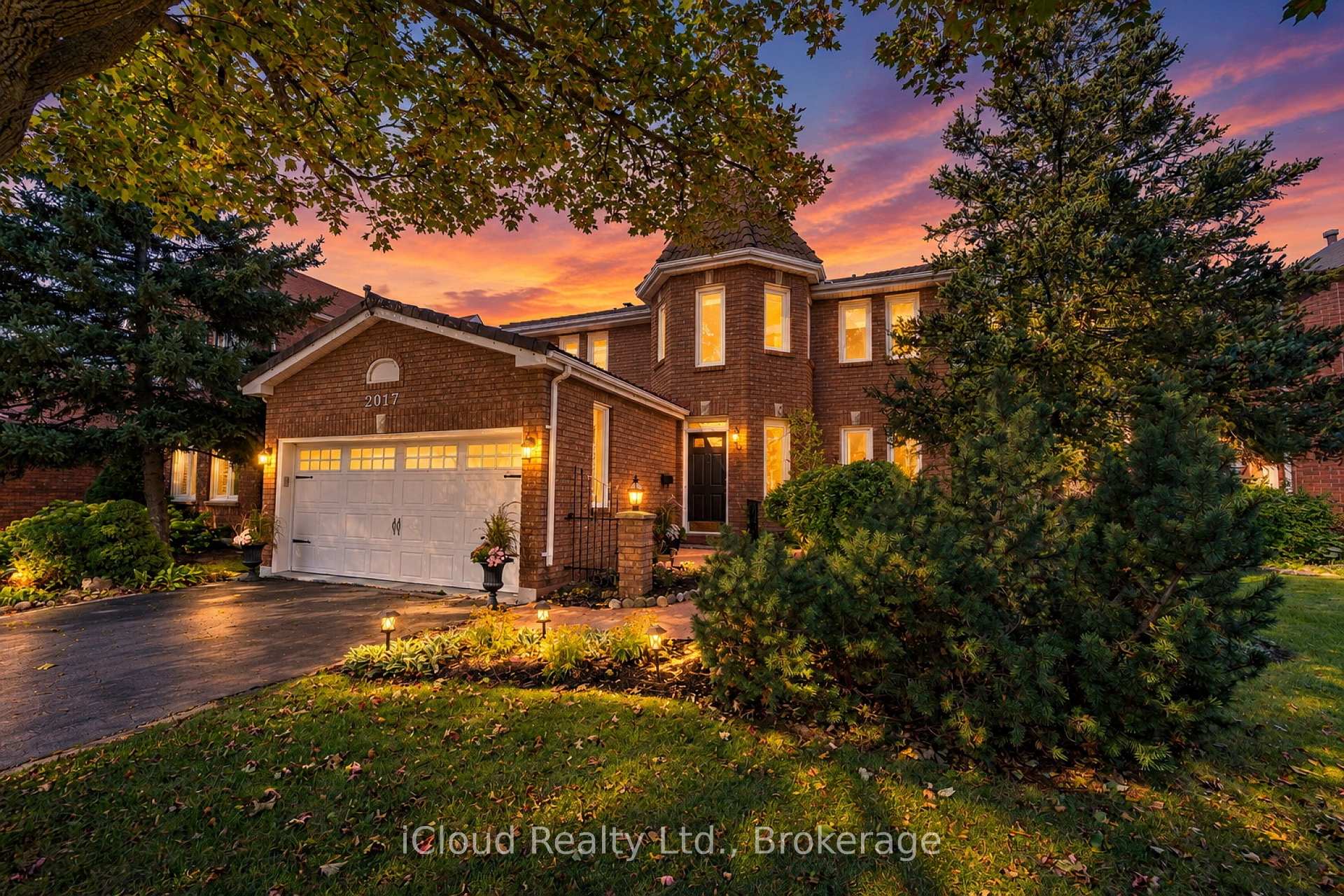 Photo of 2017 Grenville Drive