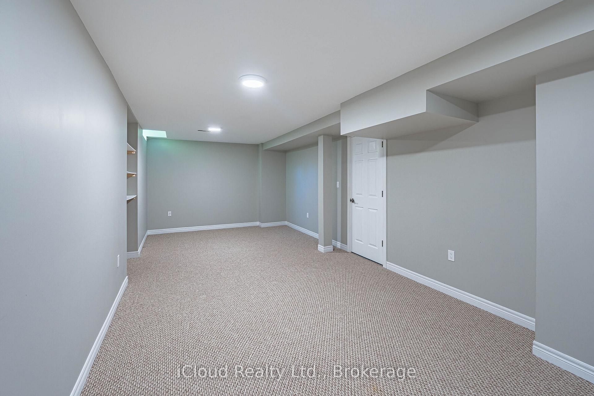Photo 31 of 2017 Grenville Drive, Oakville, Wedgewood Creek — HOMEH