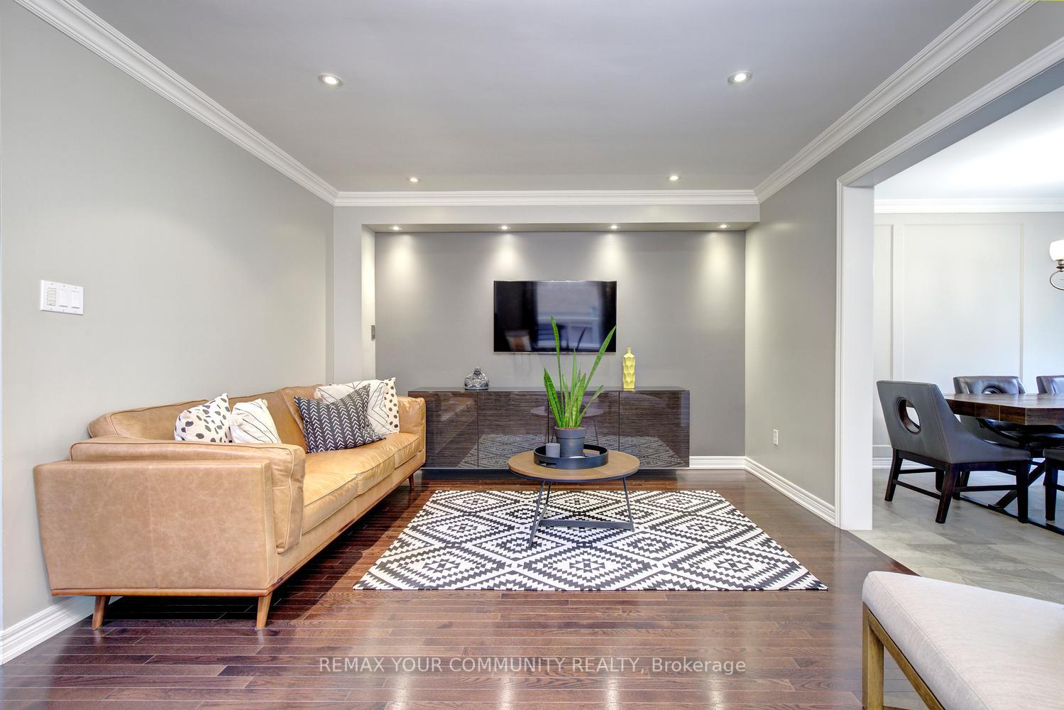 Photo 6 of 265 Golden Orchard Road, Vaughan, Patterson — HOMEH