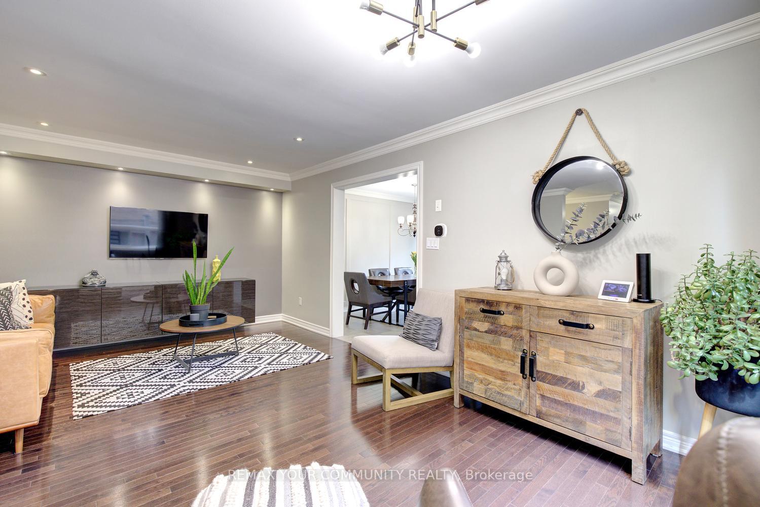Photo 11 of 265 Golden Orchard Road, Vaughan, Patterson — HOMEH