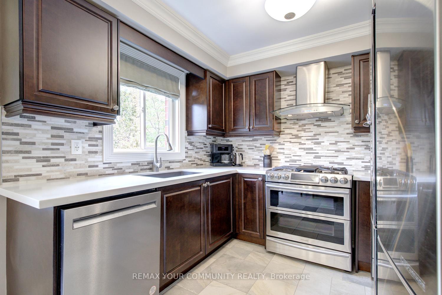 Photo 17 of 265 Golden Orchard Road, Vaughan, Patterson — HOMEH