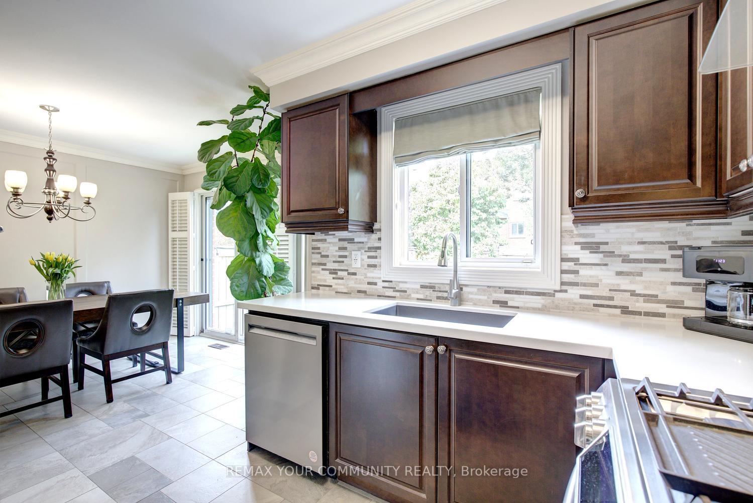 Photo 21 of 265 Golden Orchard Road, Vaughan, Patterson — HOMEH