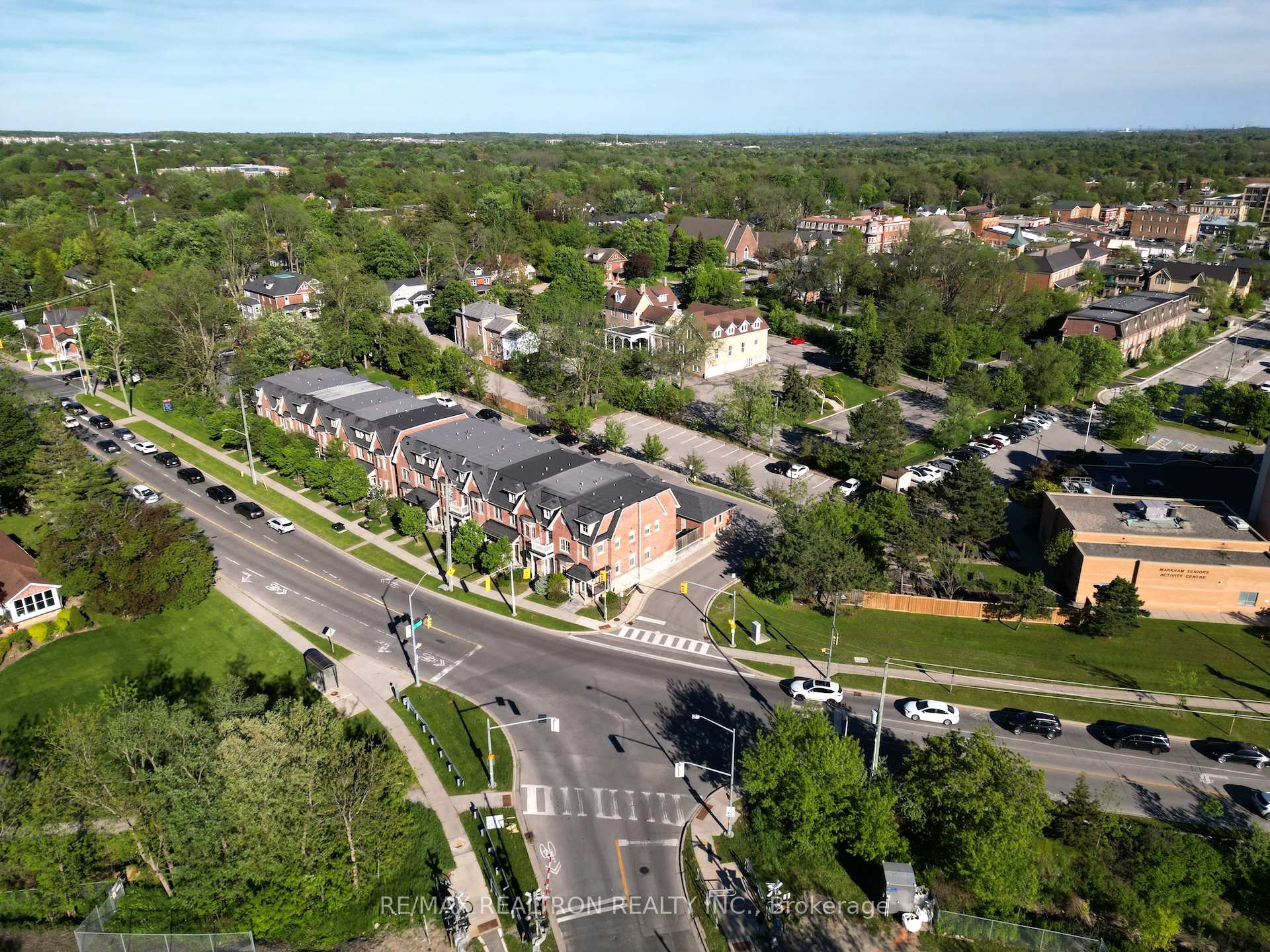 Photo 2 of 37 Bullock Drive, Markham, Markham Village — HOMEH