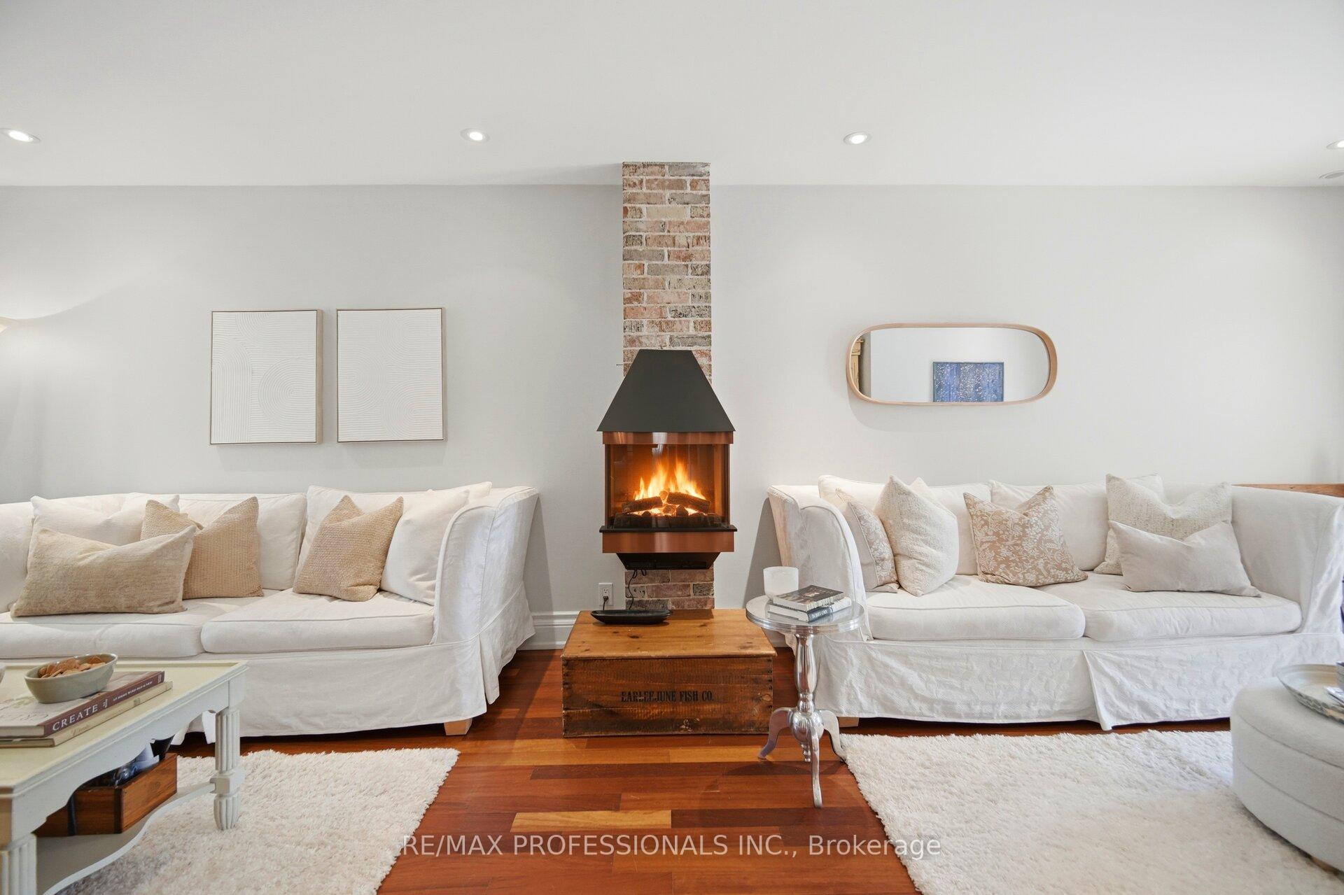 Photo 17 of 1114 Kipling Avenue, Etobicoke, Islington-City Centre West — HOMEH