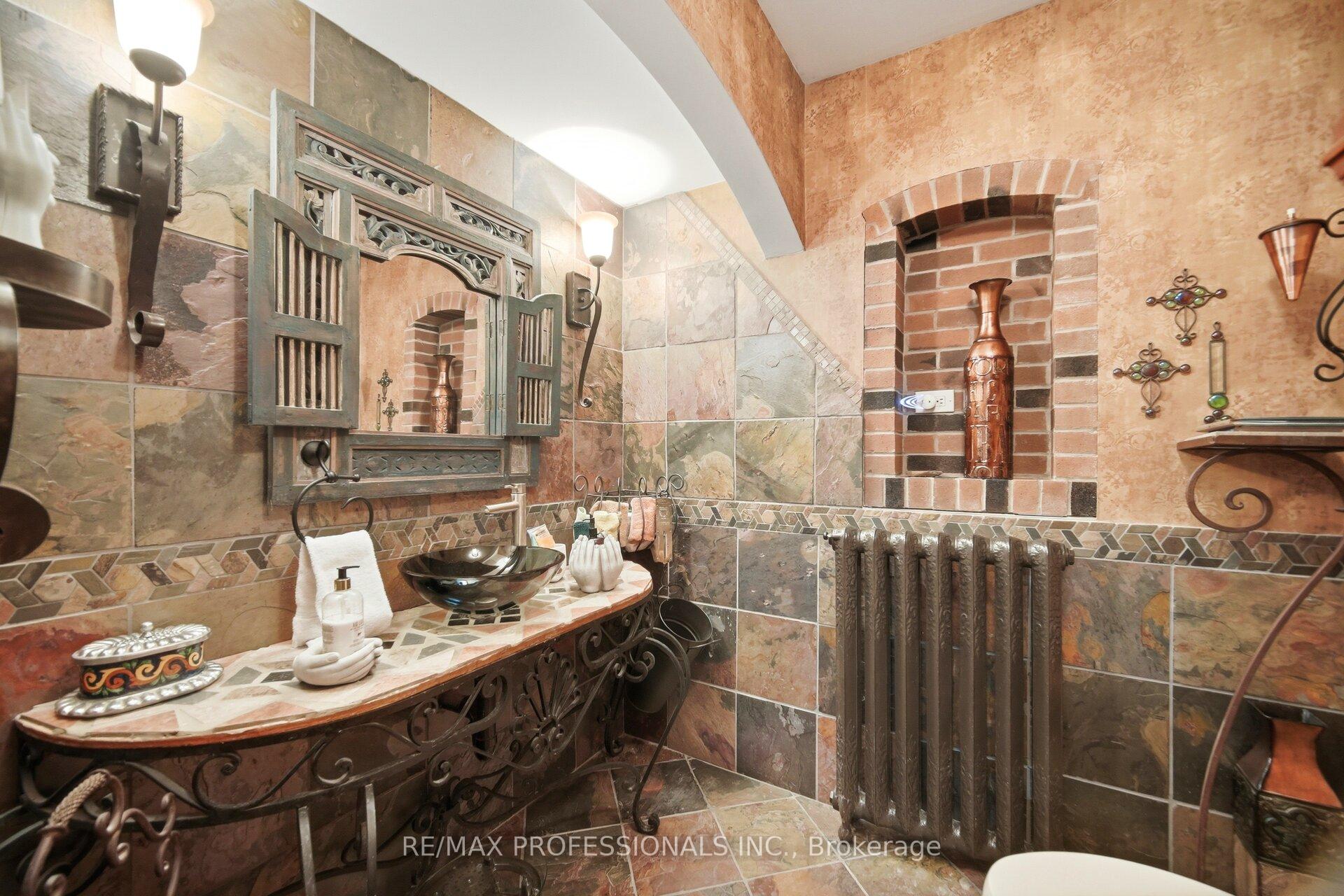 Photo 21 of 1114 Kipling Avenue, Etobicoke, Islington-City Centre West — HOMEH