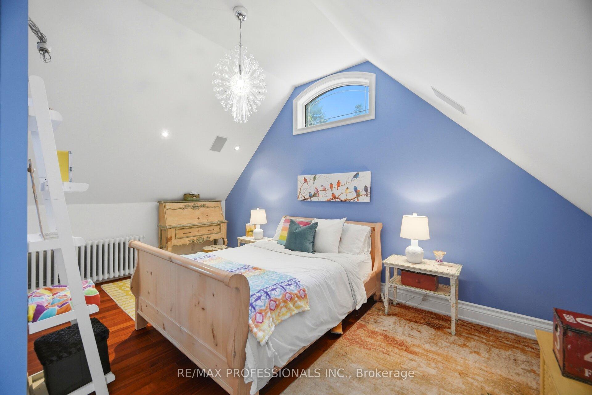 Photo 27 of 1114 Kipling Avenue, Etobicoke, Islington-City Centre West — HOMEH