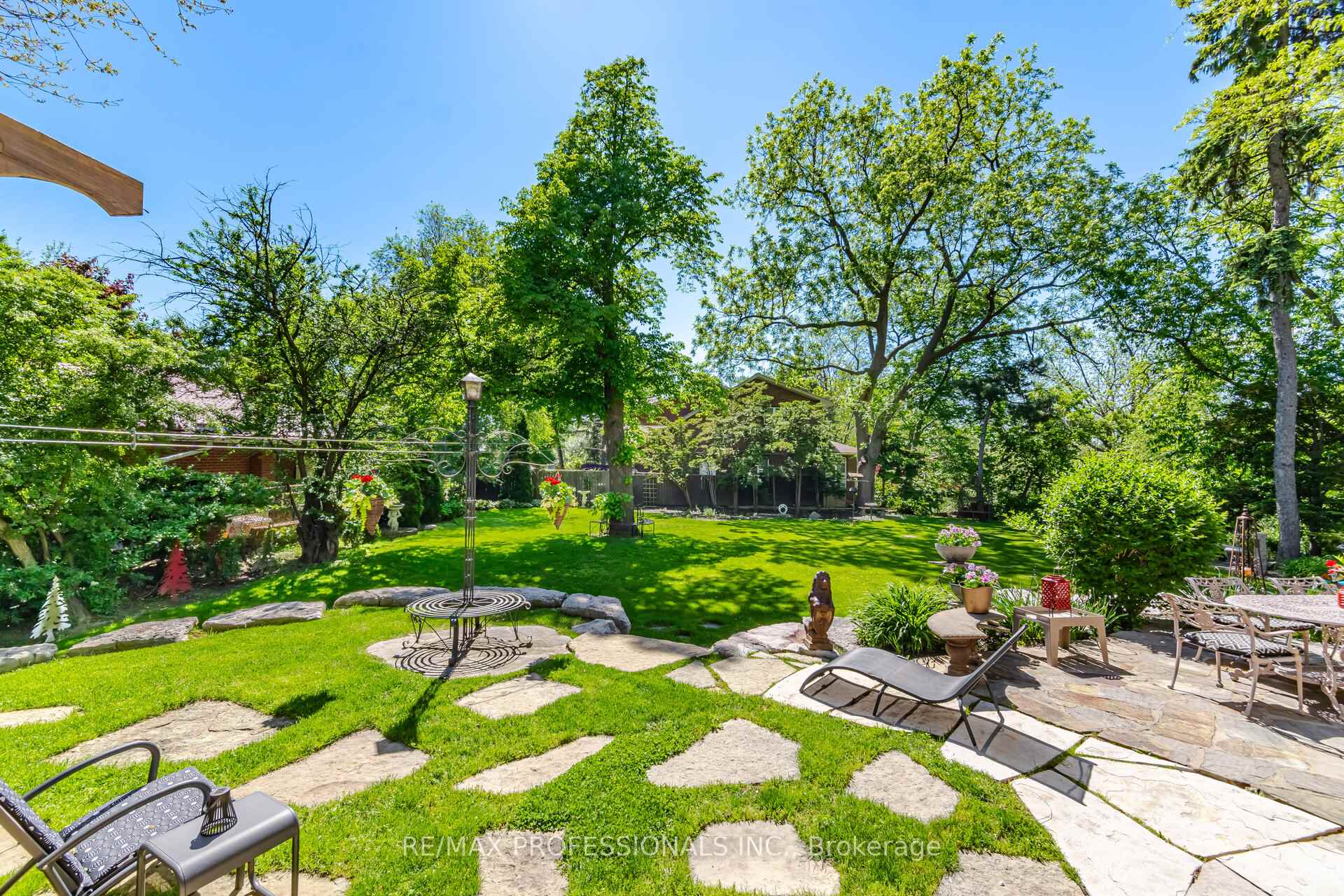 Photo 42 of 1114 Kipling Avenue, Etobicoke, Islington-City Centre West — HOMEH