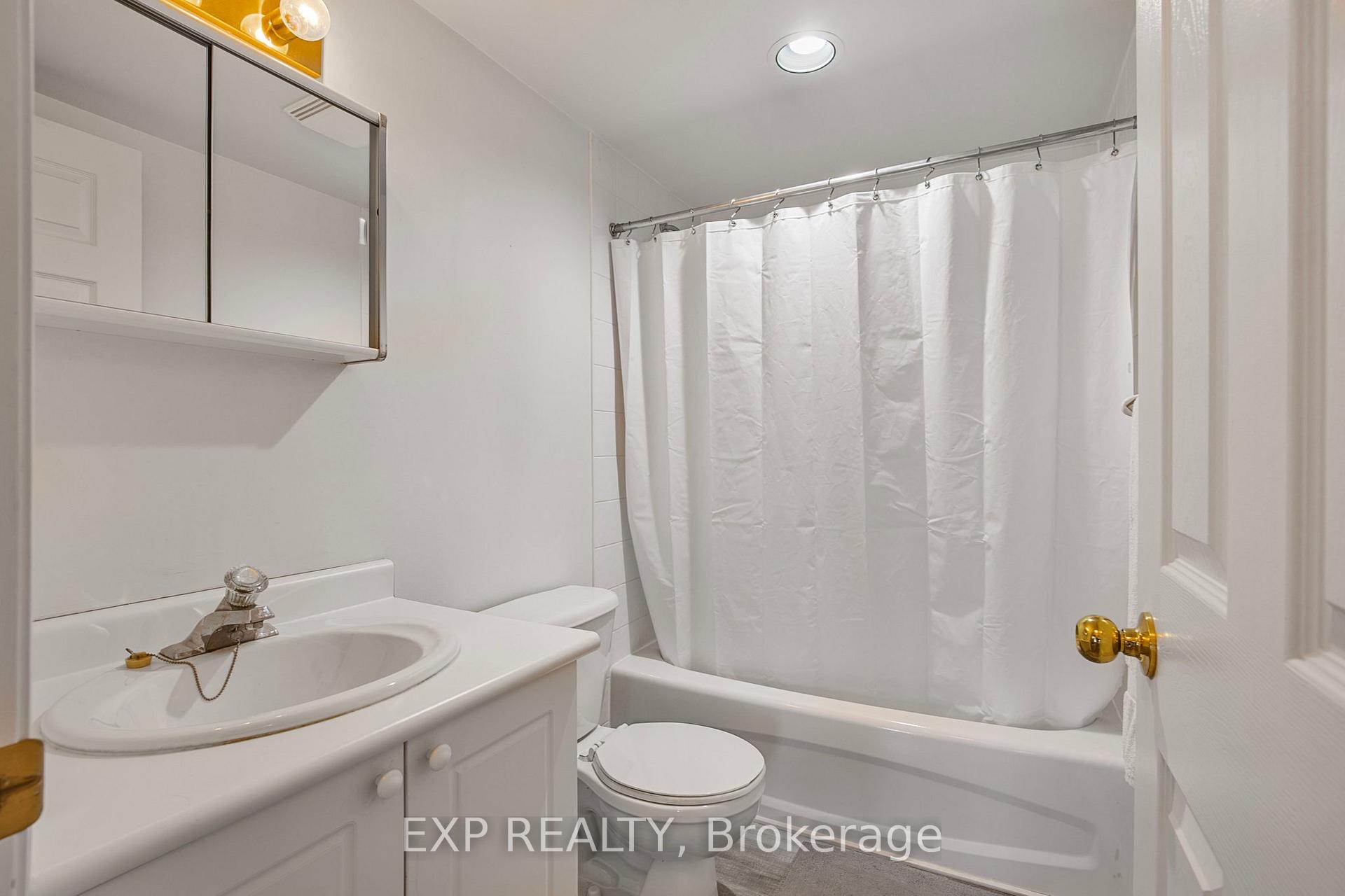 Photo 17 of Unit 303, 107 Bond Street, Orillia — HOMEH