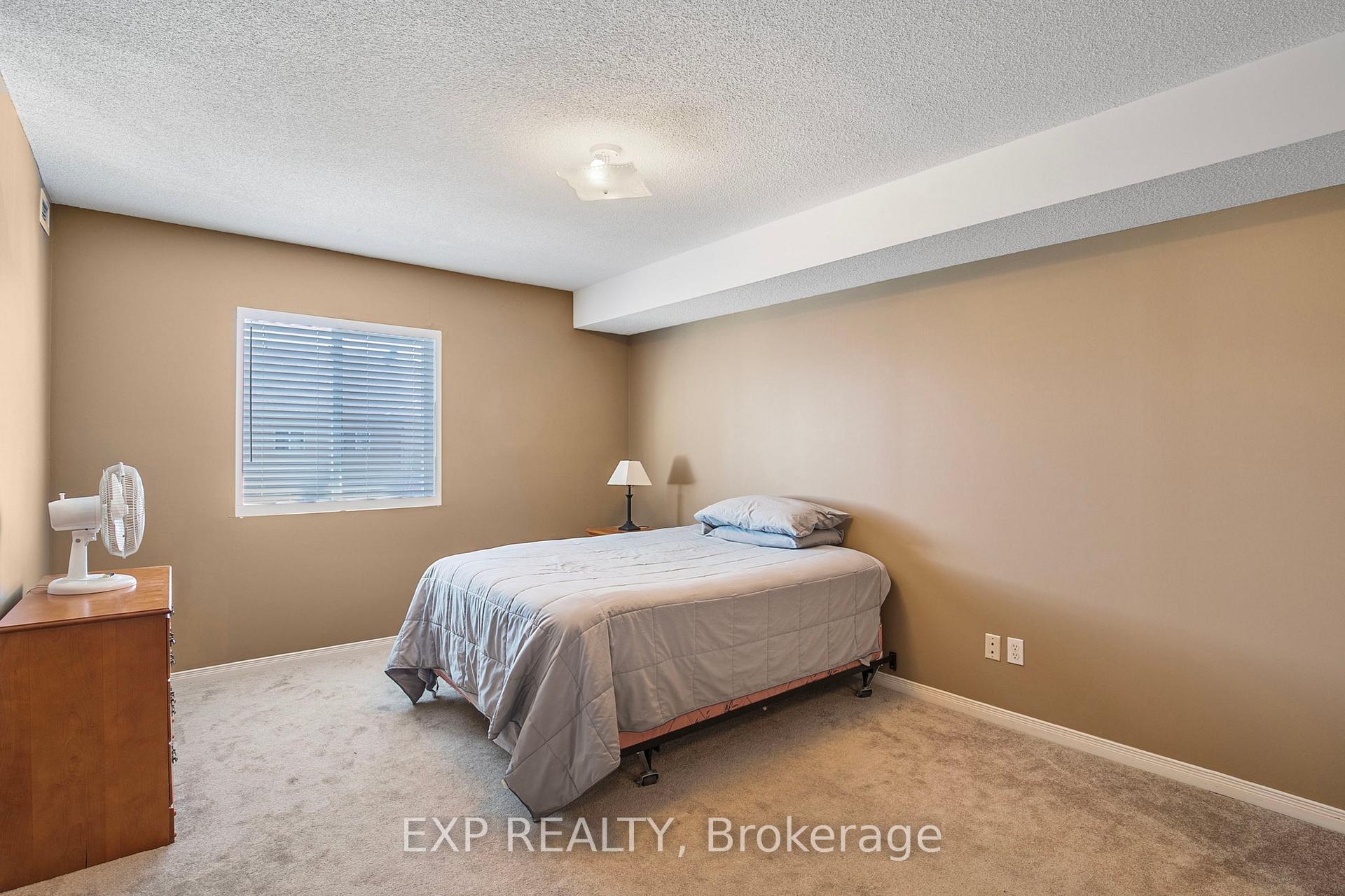 Photo 18 of Unit 303, 107 Bond Street, Orillia — HOMEH