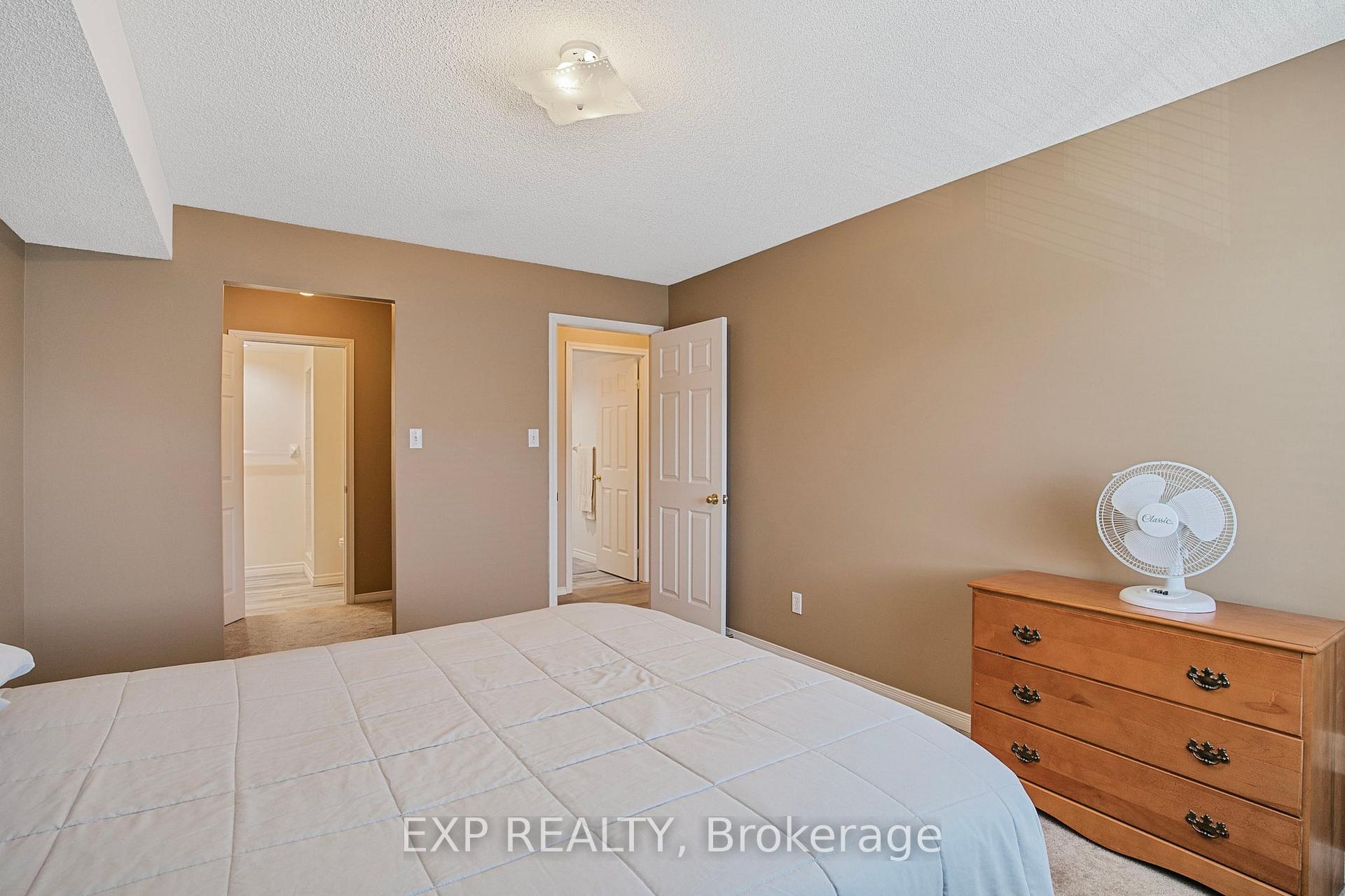 Photo 20 of Unit 303, 107 Bond Street, Orillia — HOMEH