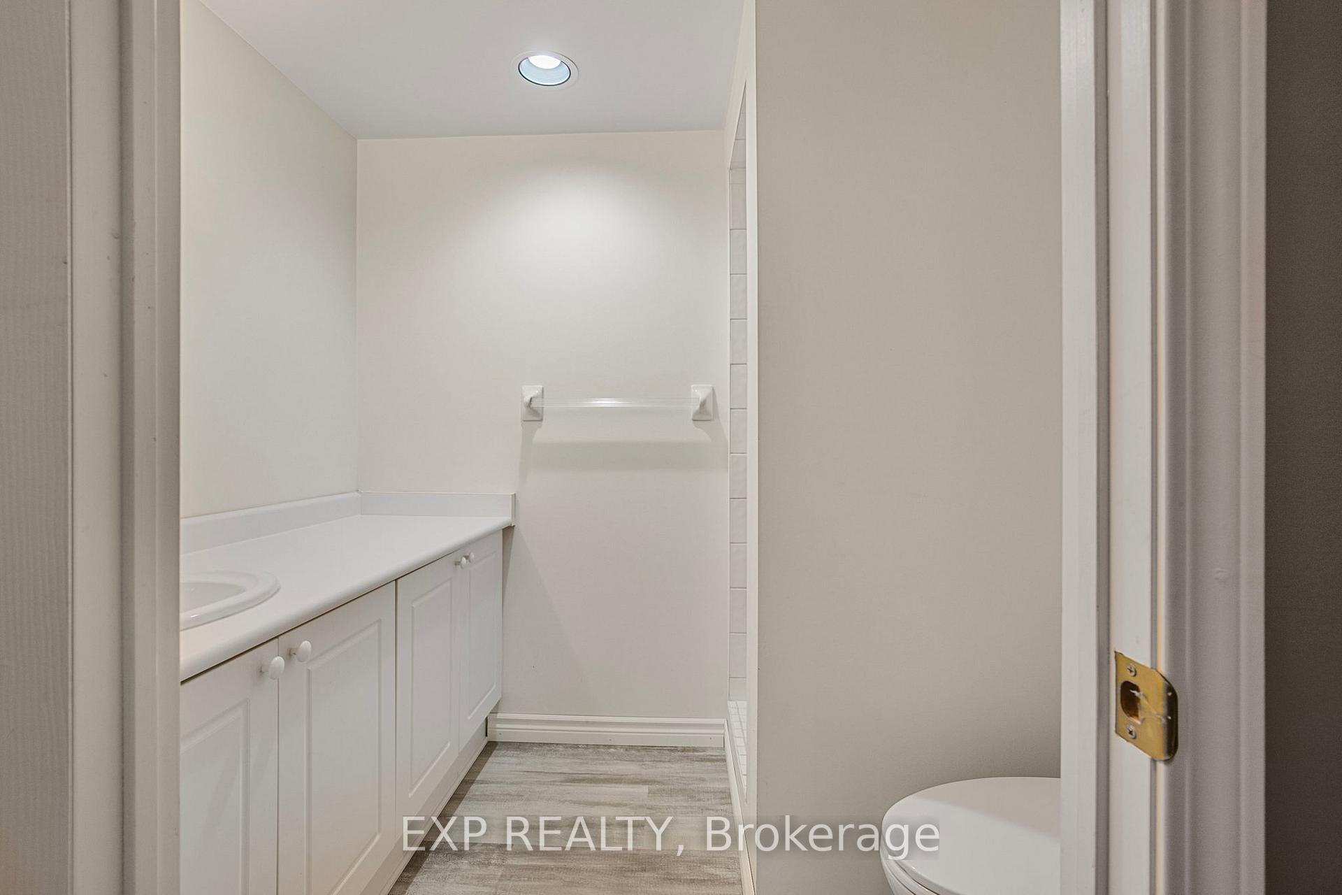 Photo 22 of Unit 303, 107 Bond Street, Orillia — HOMEH