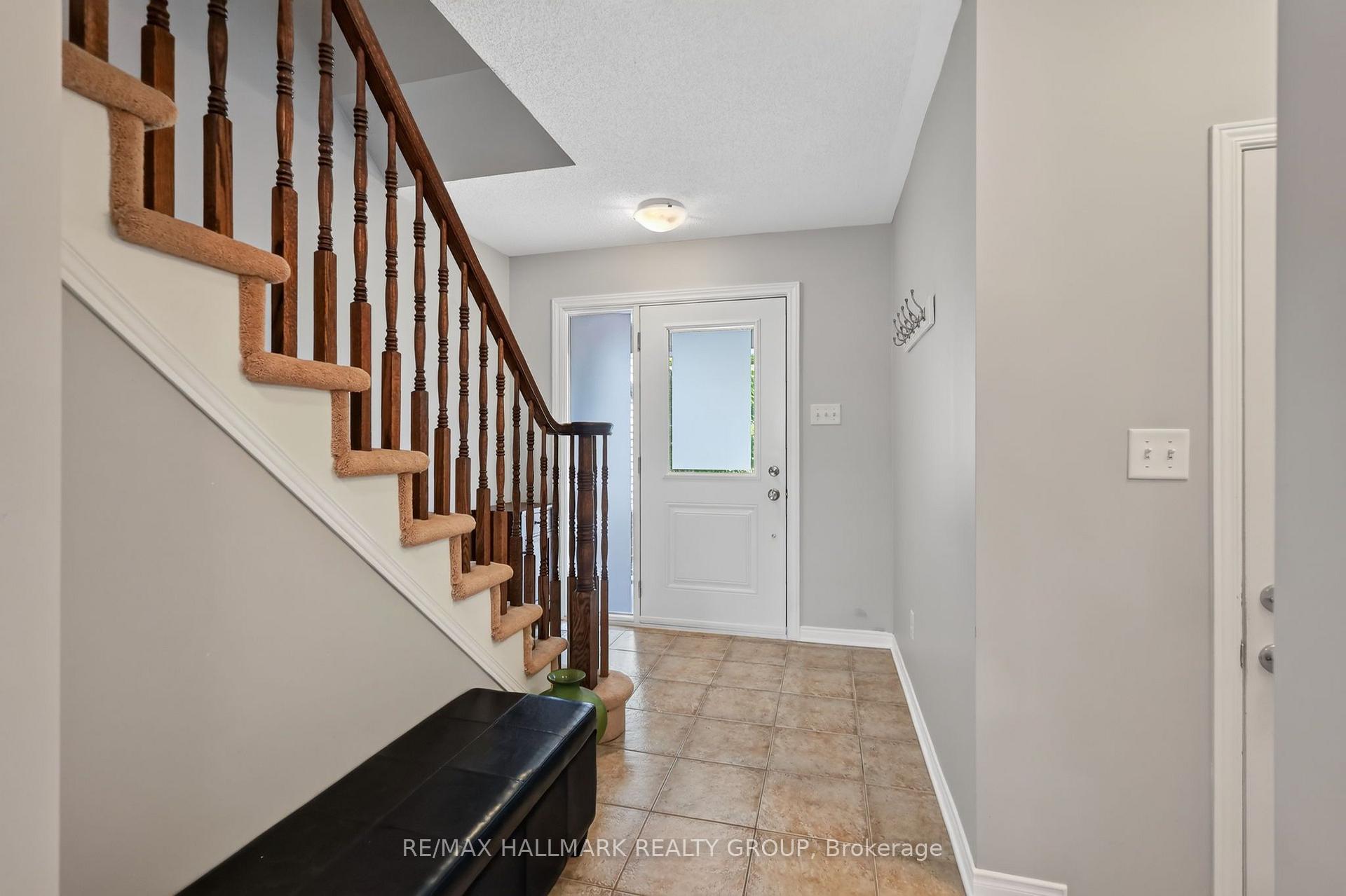 Photo 4 of 316 Aldworth Private, Ottawa, Stittsville (South) — HOMEH