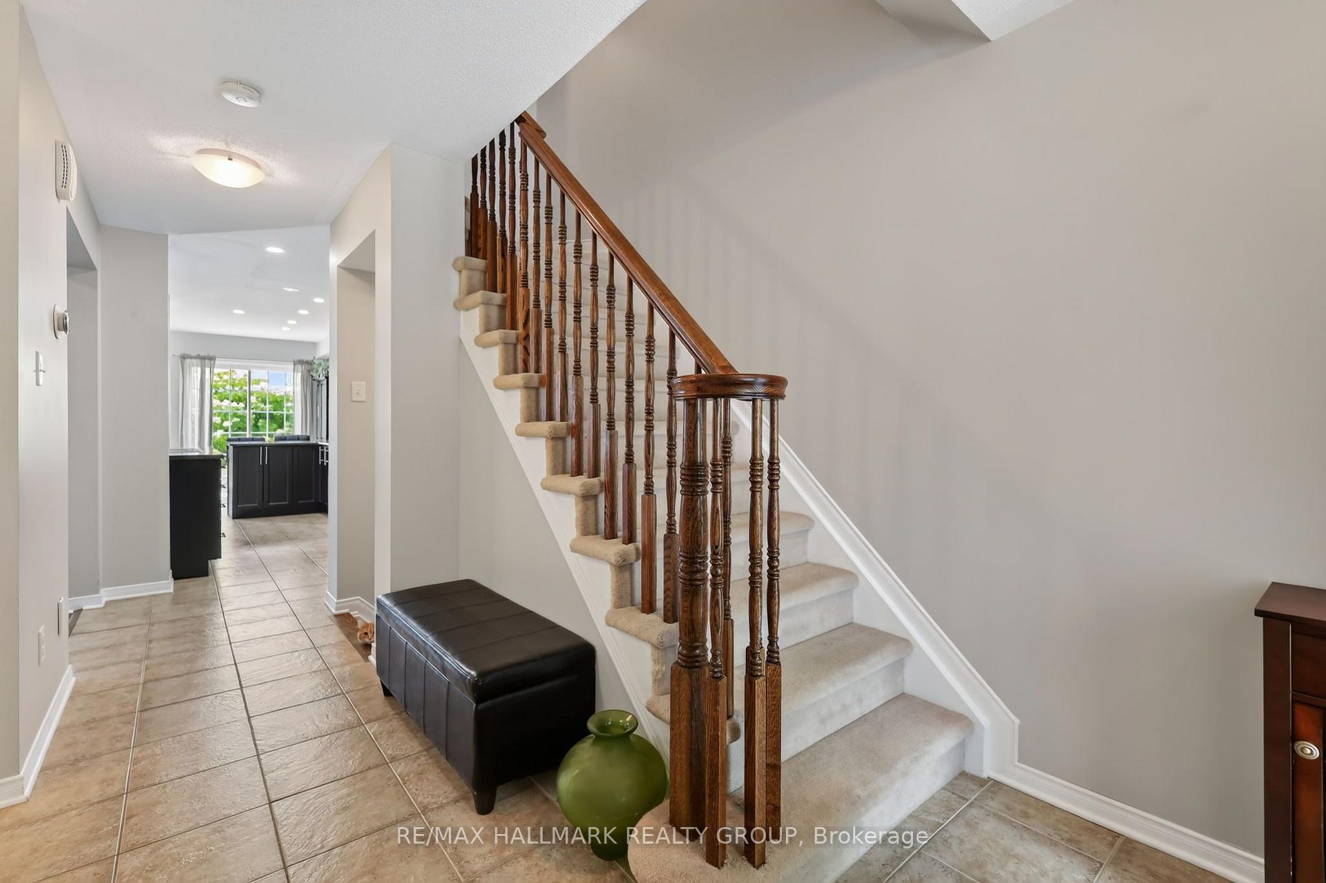 Photo 5 of 316 Aldworth Private, Ottawa, Stittsville (South) — HOMEH