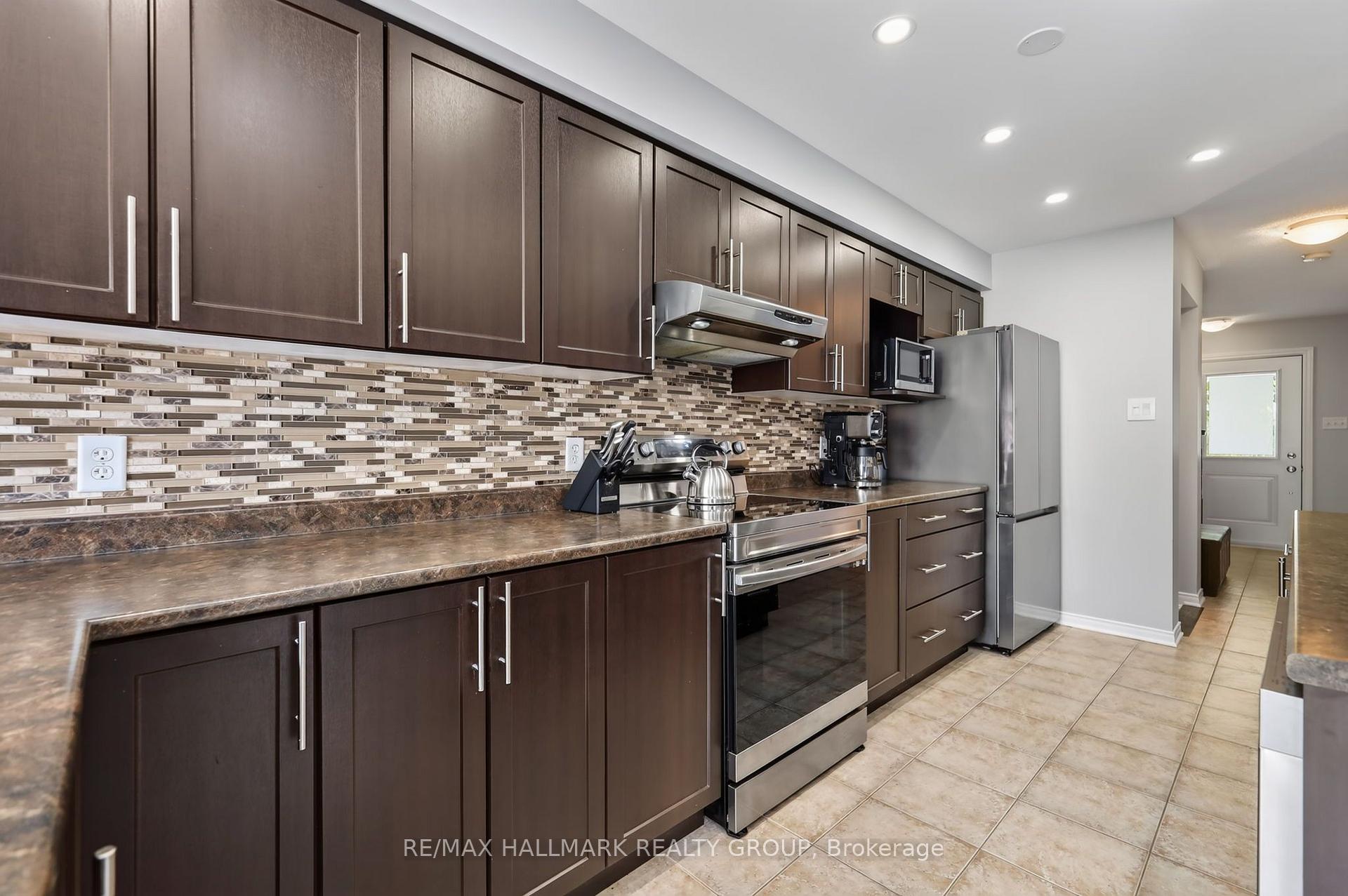Photo 13 of 316 Aldworth Private, Ottawa, Stittsville (South) — HOMEH