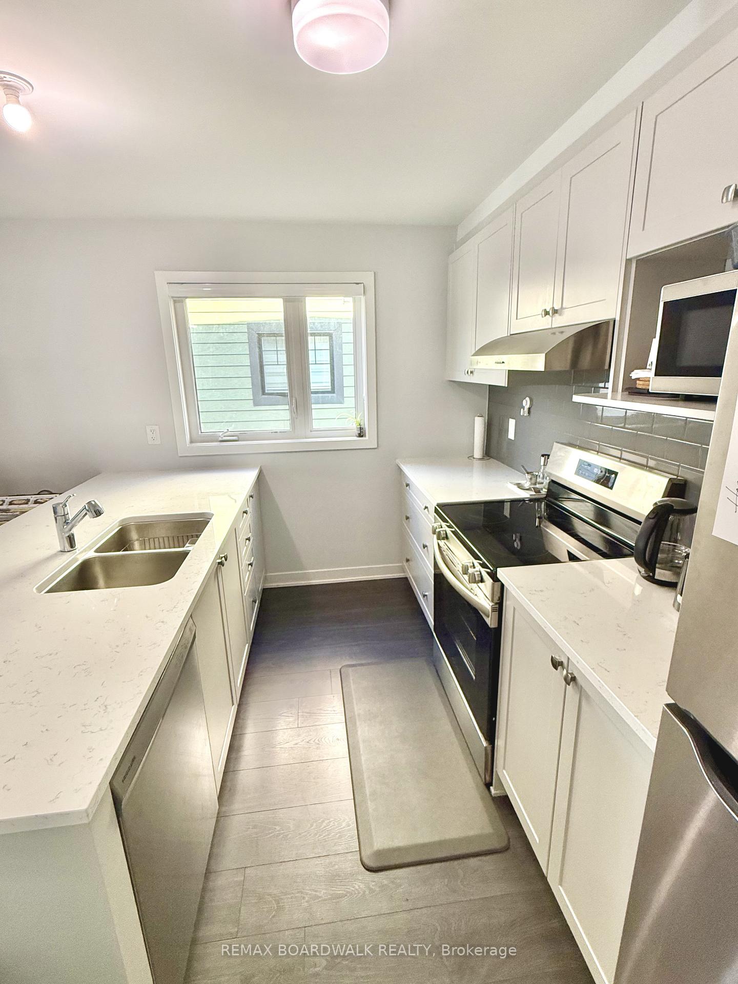 Photo 4 of 2021 Blossite Private, Ottawa, Barrhaven - Stonebridge — HOMEH