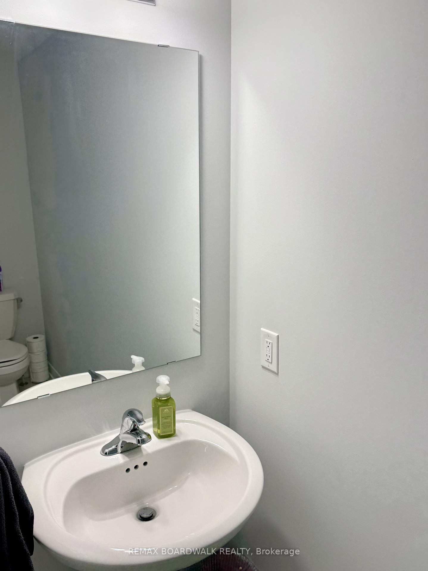 Photo 11 of 2021 Blossite Private, Ottawa, Barrhaven - Stonebridge — HOMEH