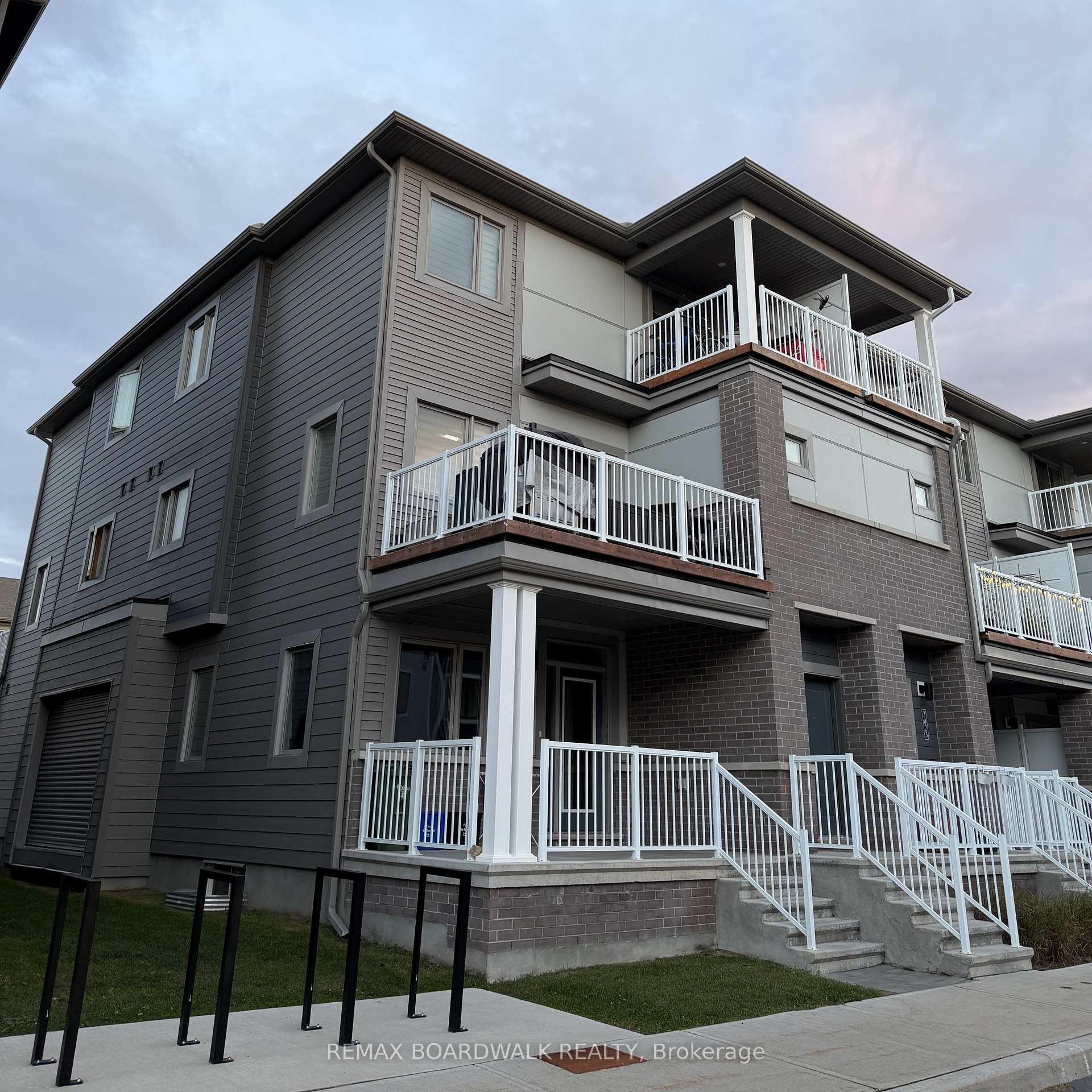 Photo 23 of 2021 Blossite Private, Ottawa, Barrhaven - Stonebridge — HOMEH